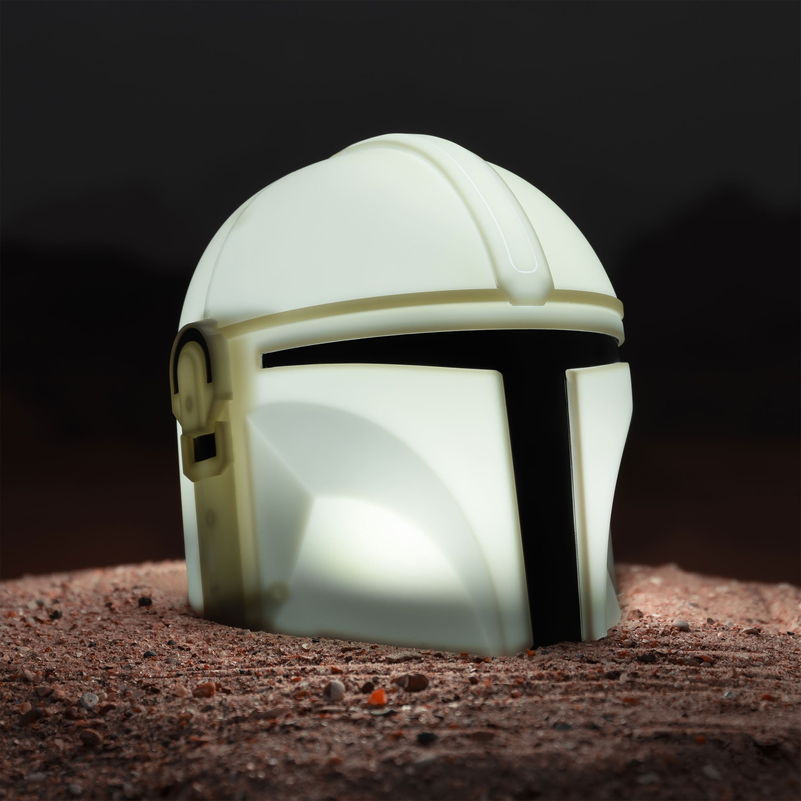 Product image The Mandalorian Helmet Table Lamp - Star Wars