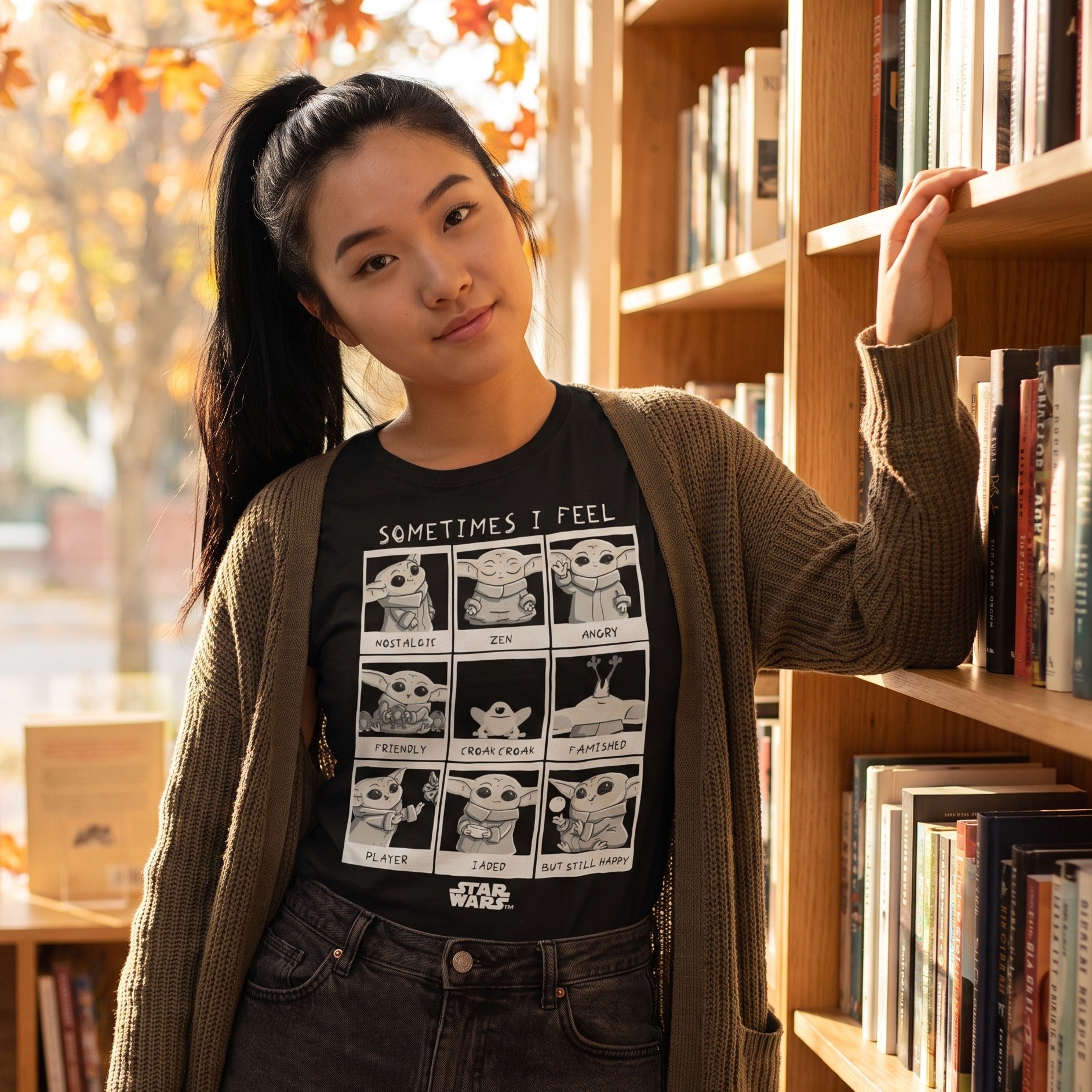 Image produit T-shirt Grogu Emotions pour femmes noir - Star Wars The Mandalorian