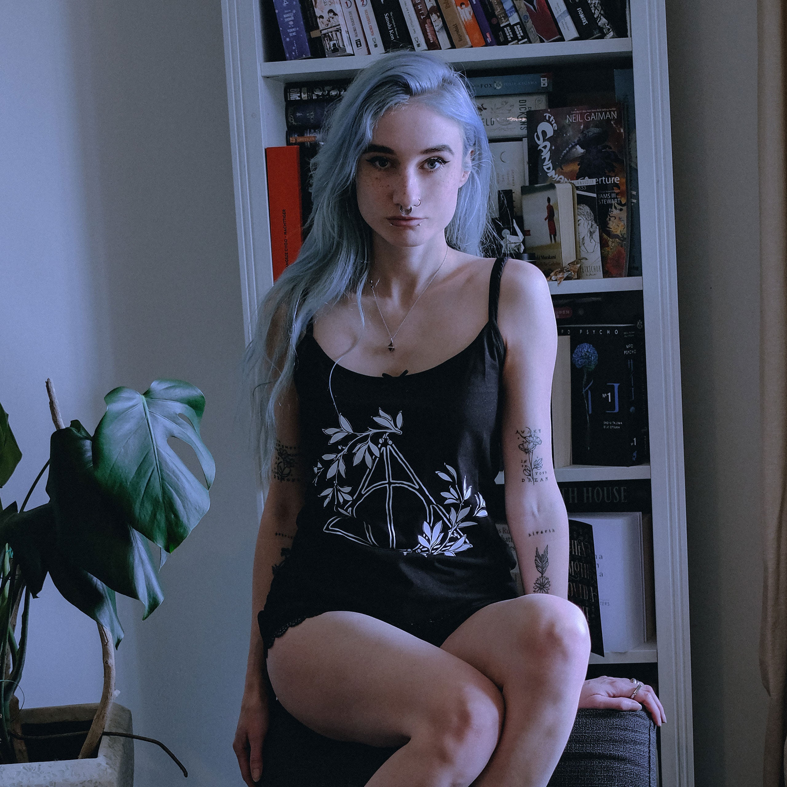 Image produit Pyjama Reliques de la Mort Femme court avec dentelle - Harry Potter