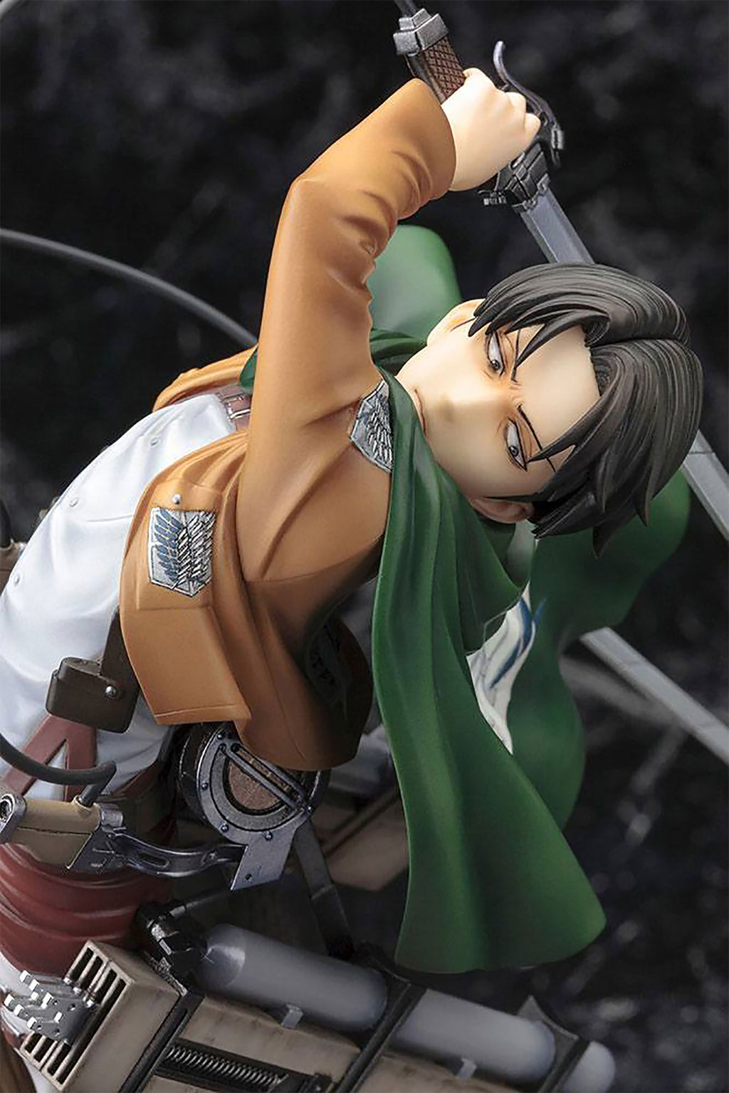 Image produit Attack on Titan - Statue de Levi Renouvelée 29 cm