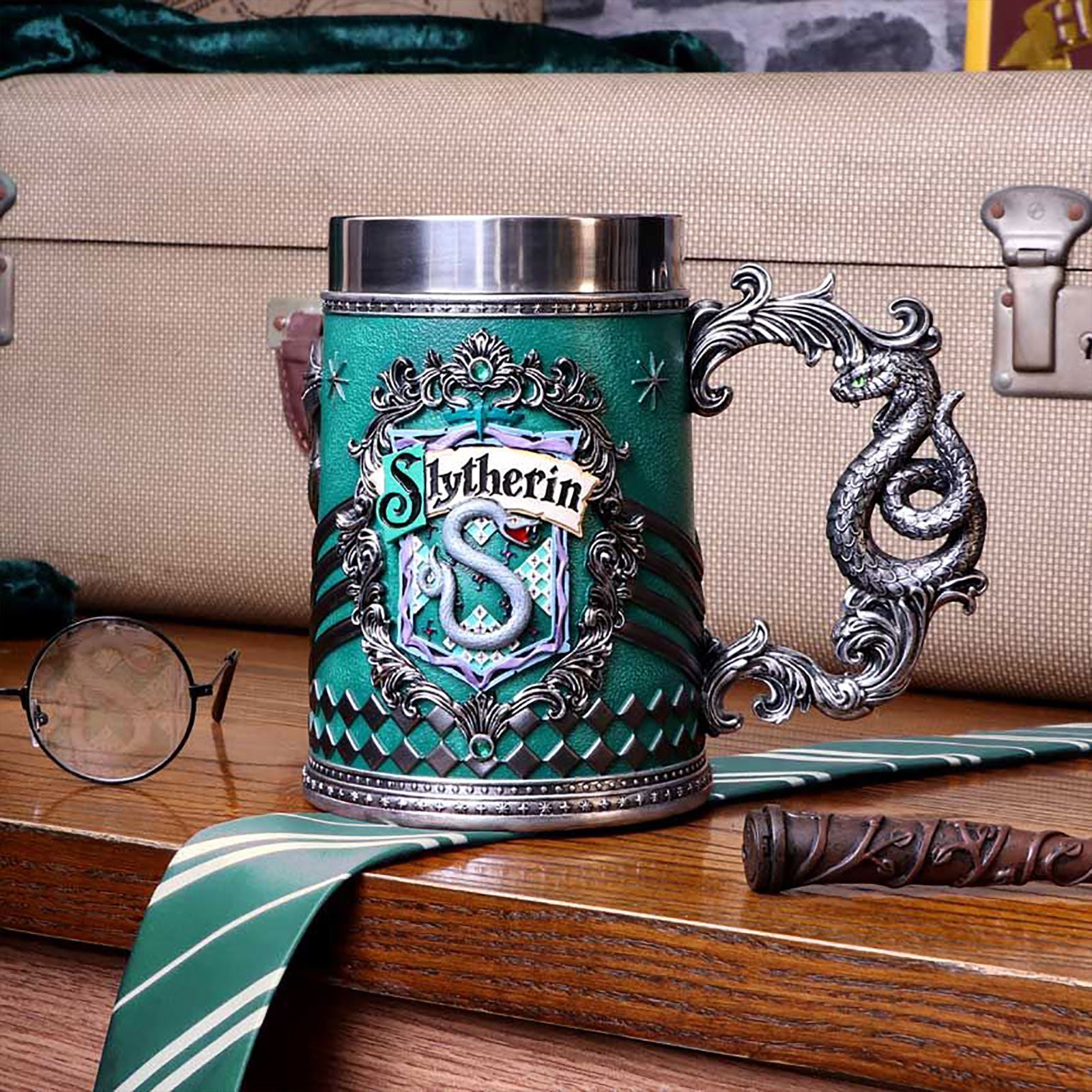 Image produit Harry Potter - Tasse de luxe avec le logo de Slytherin