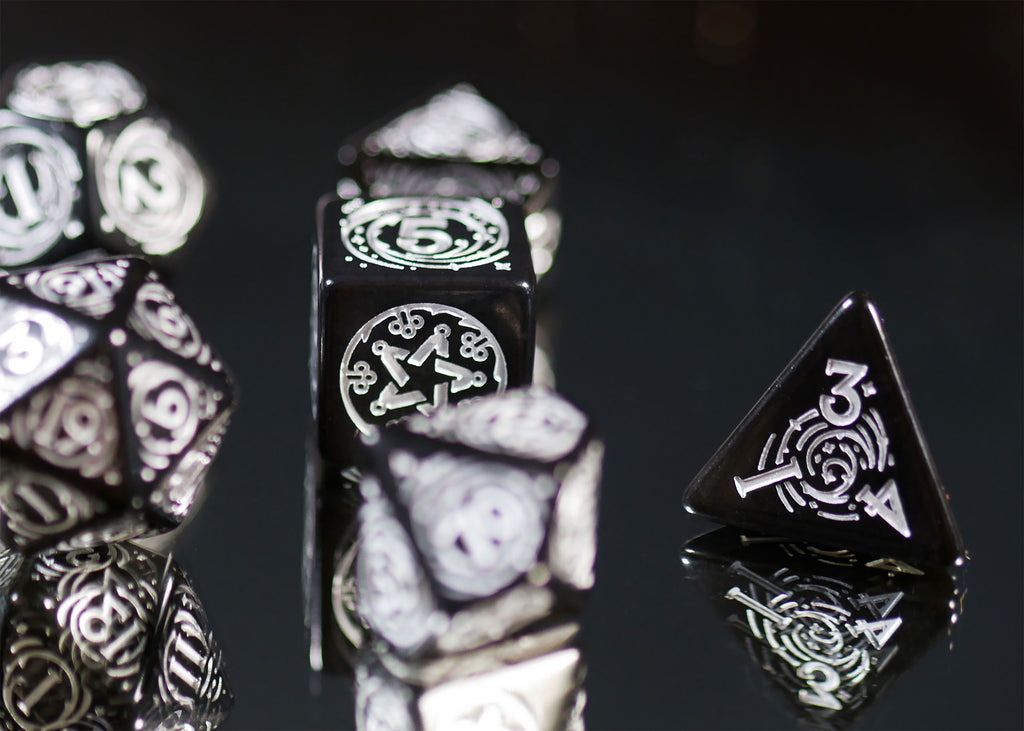 Image produit Witcher - Yennefer Obsidian Star RPG Jeu de Dés 7pcs avec Pièce de Collection