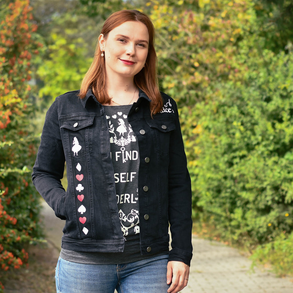 Image produit Alice au Pays des Merveilles - Veste en jean noire pour femme