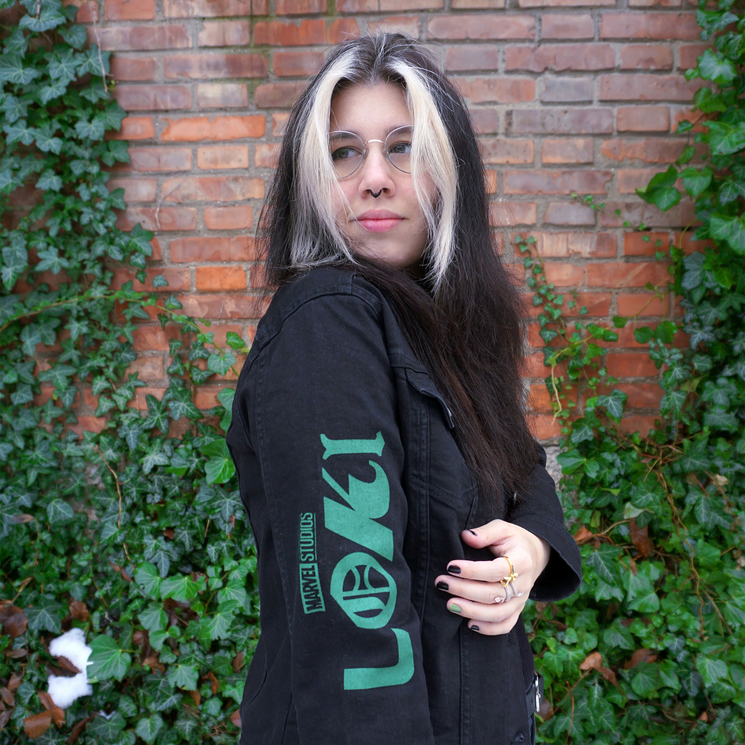 Image produit Loki - Logo veste en jean femme noir