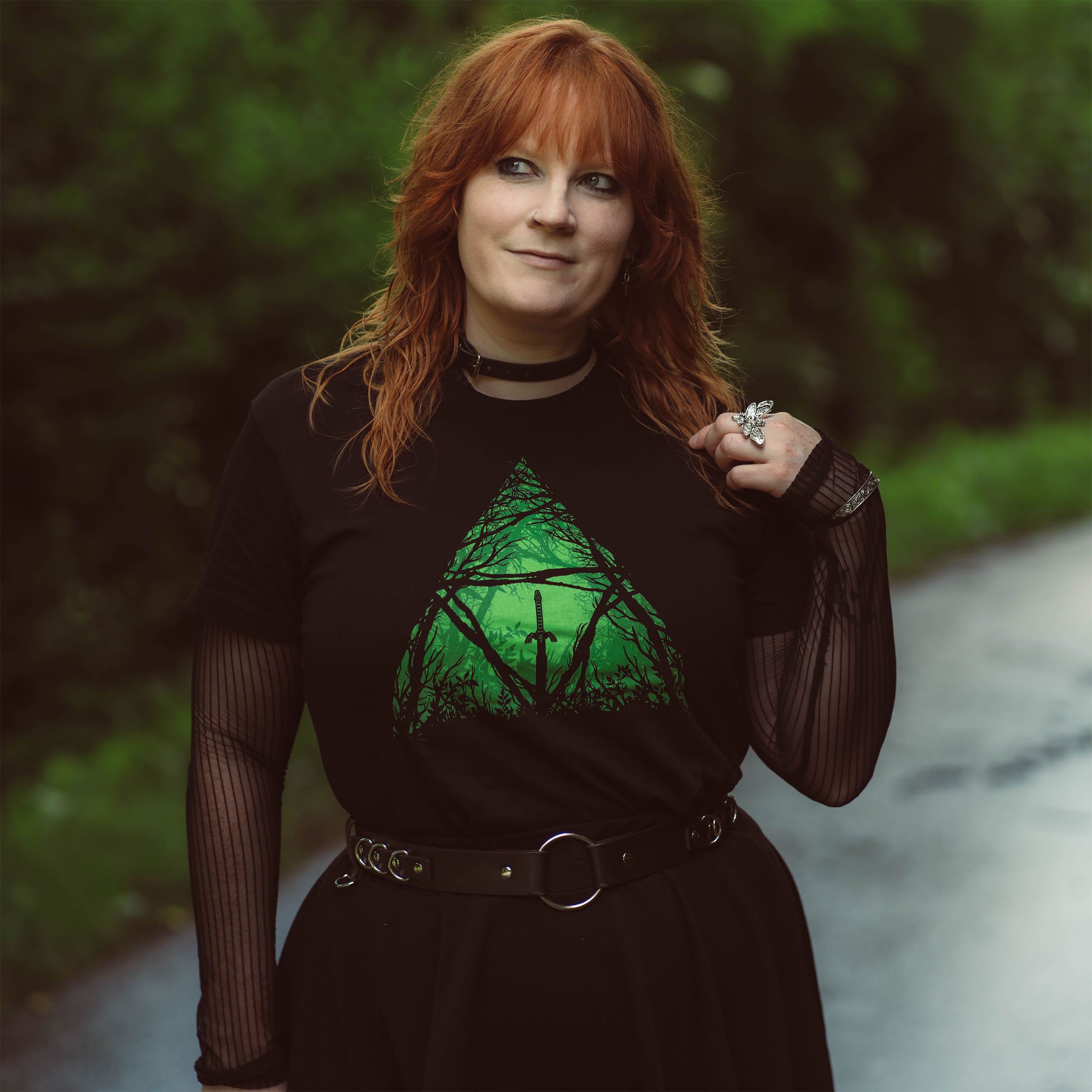 Image produit T-shirt Épée de Maître dans la forêt pour les fans de Zelda noir