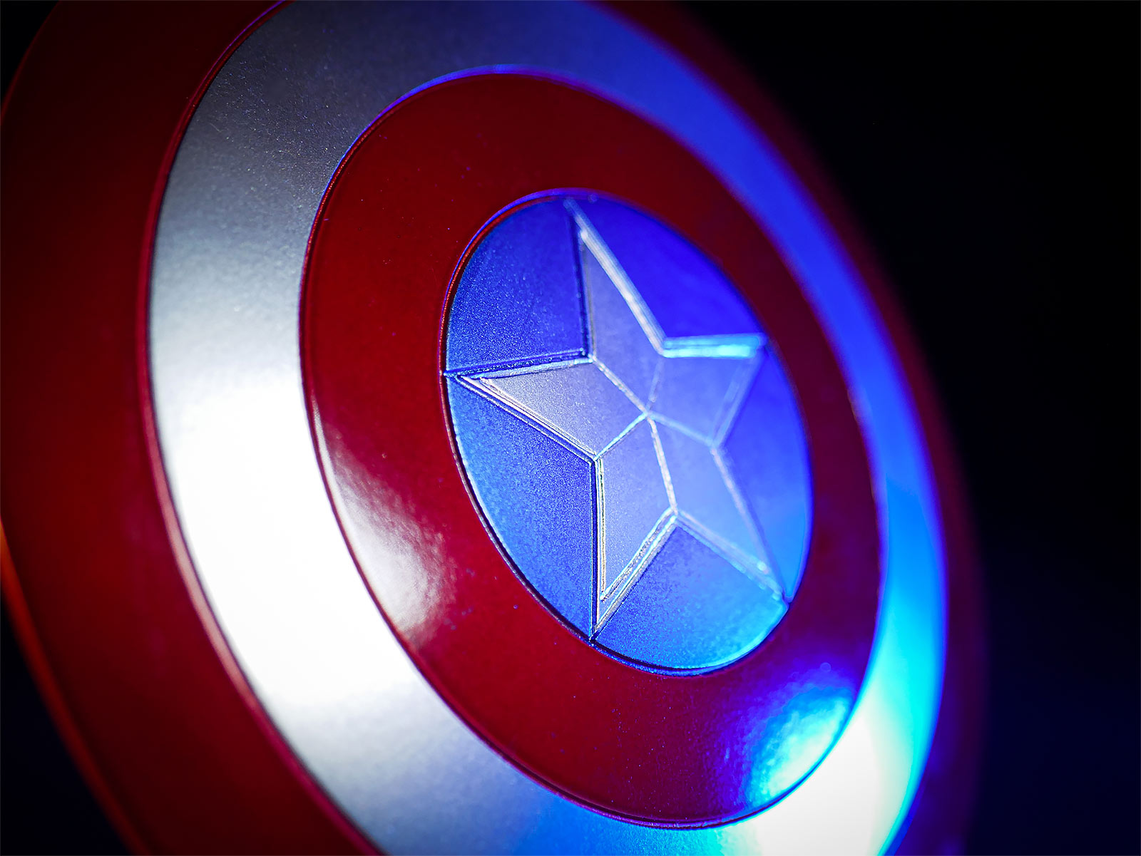 Image produit Captain America - Réplique du Bouclier Collection Musée Marvel