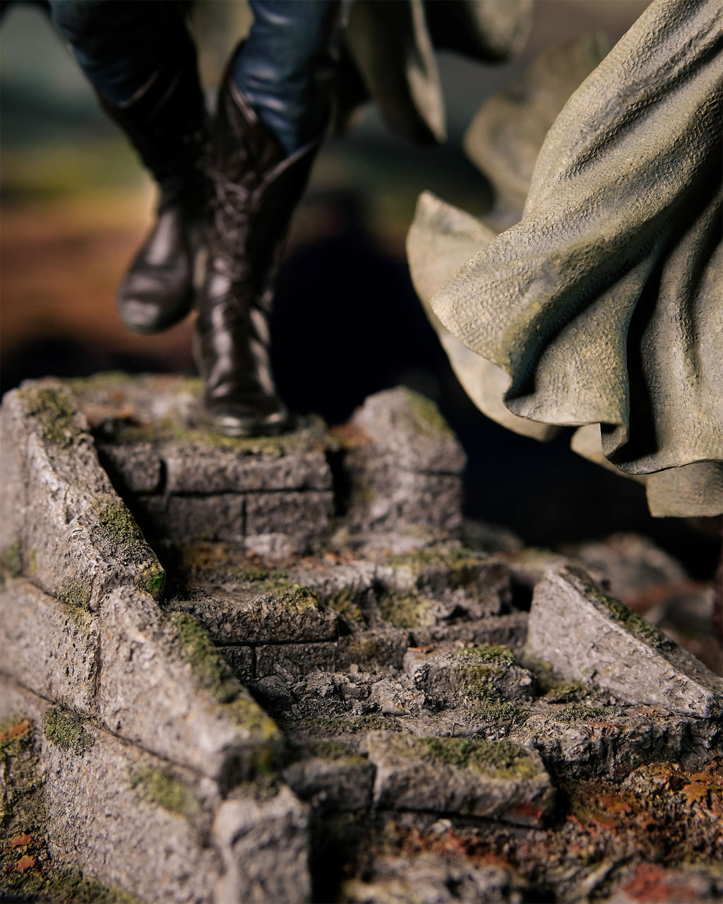 Image produit Seigneur des anneaux - Figurine Deluxe Legolas et Gimli 46 cm