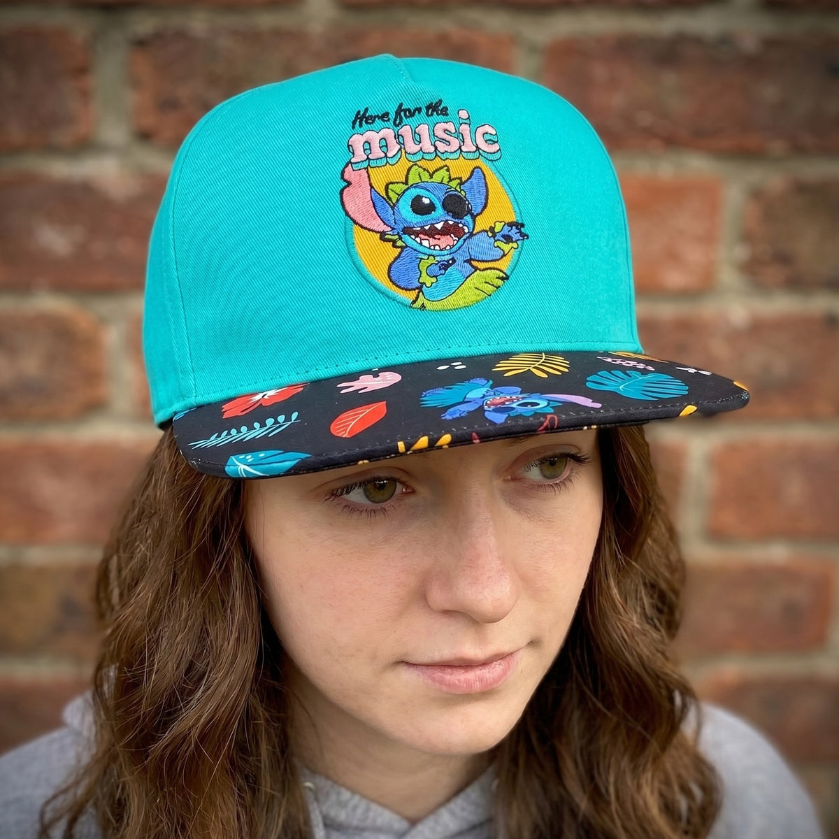 Image produit Lilo & Stitch - Casquette Snapback Here For The Music