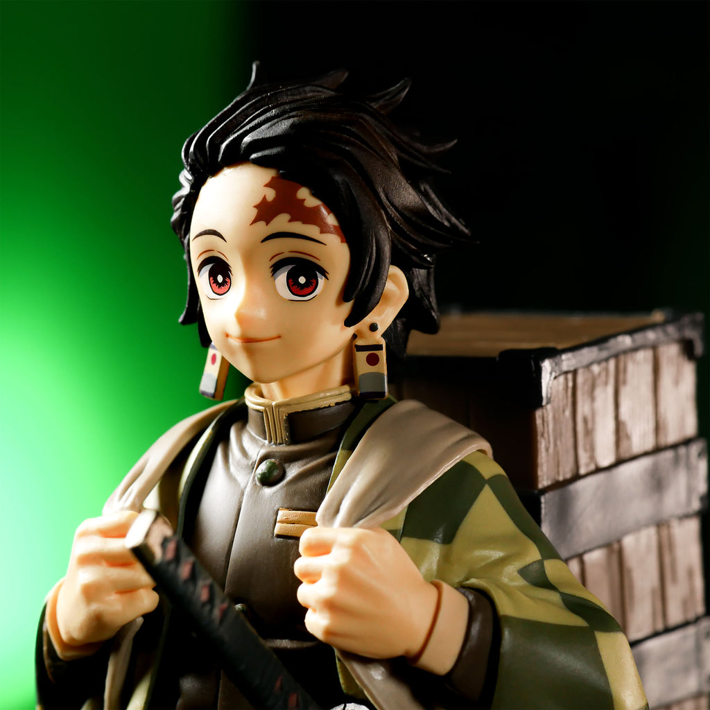 Product image Demon Slayer - Tanjiro Kamado with Nezuku Box Figure 16.5 cm
