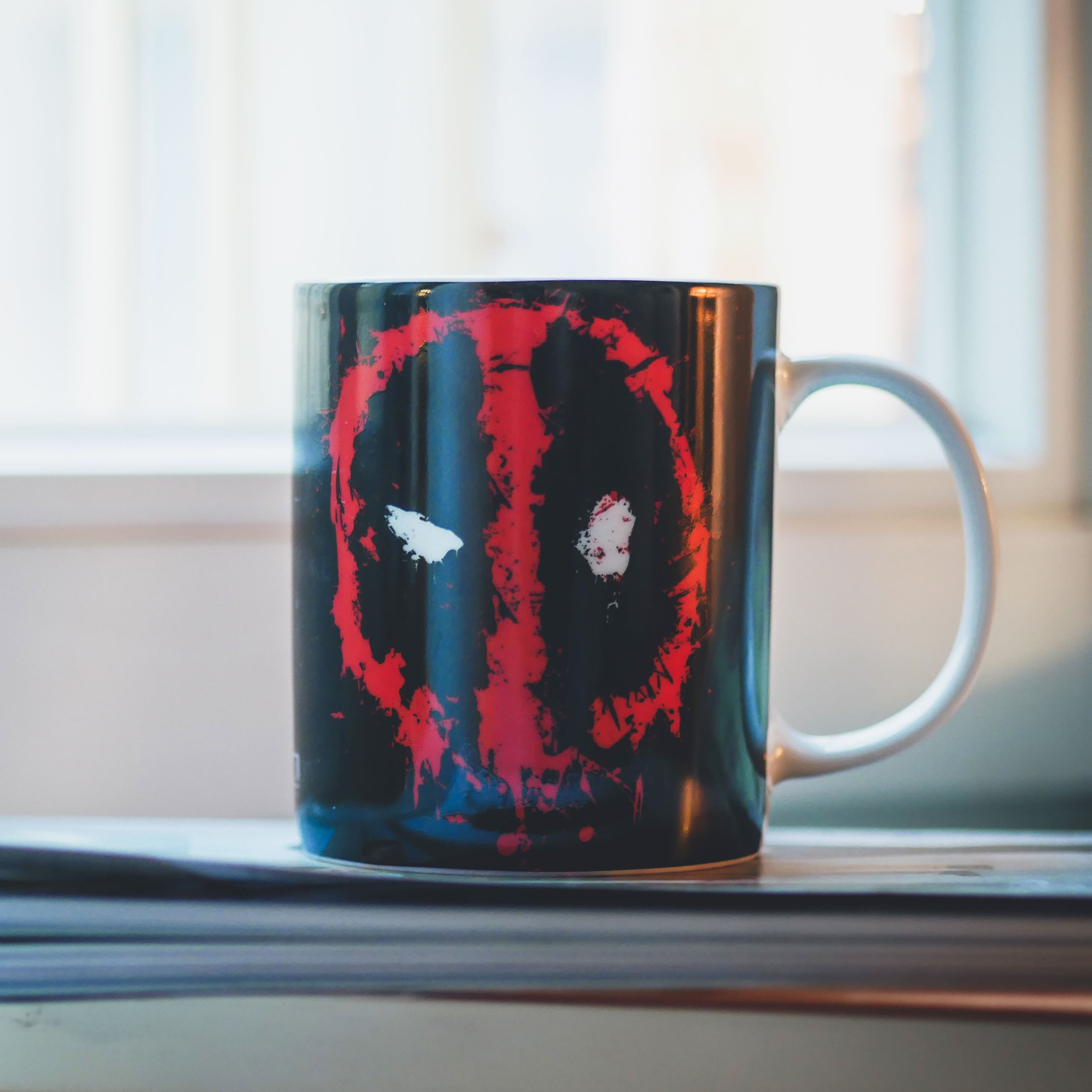 Product image Deadpool - Splatter Logo Mug