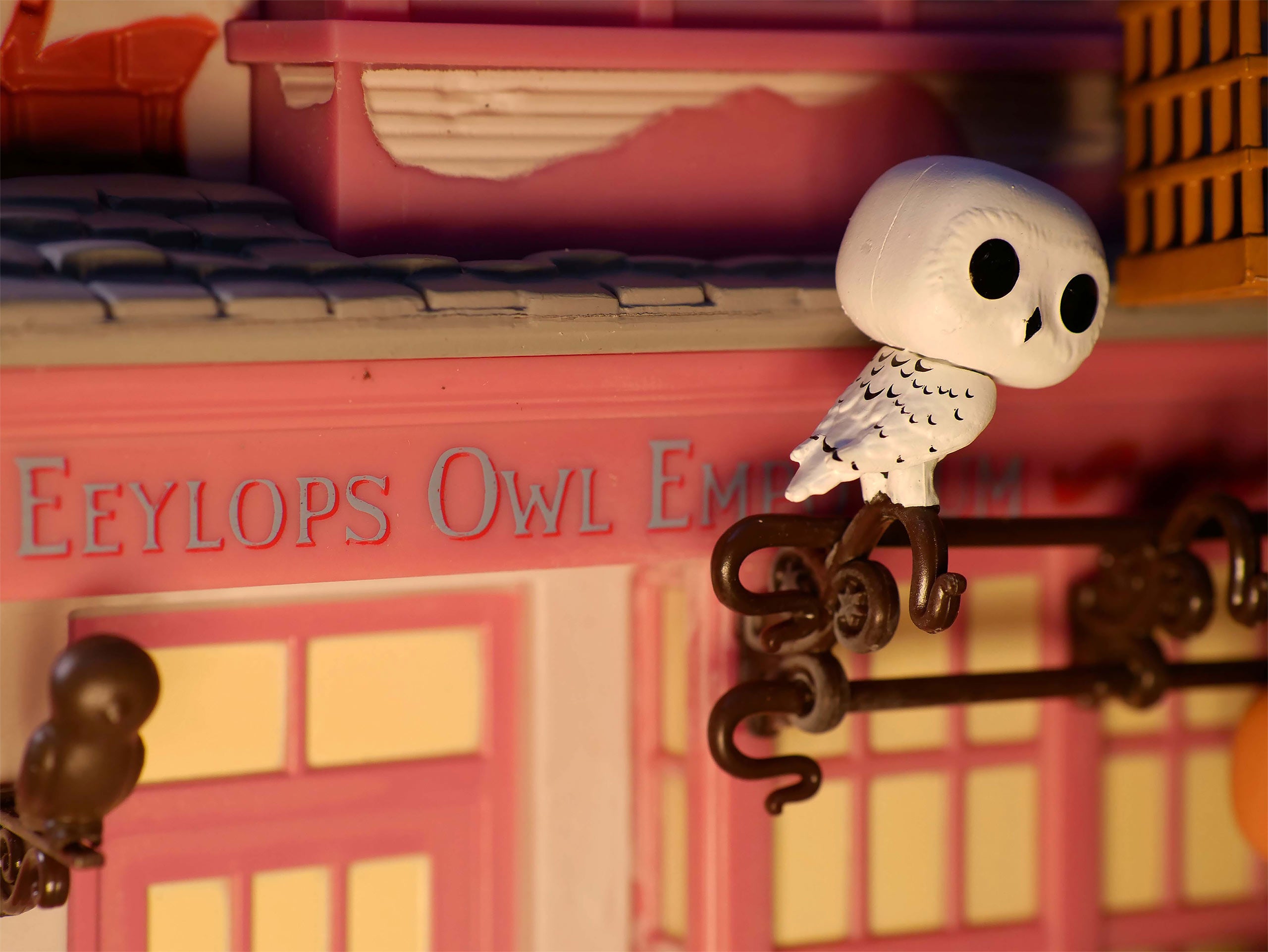 Product image Harry Potter and Eeylops Owl Store Funko Pop Figure with Diorama
