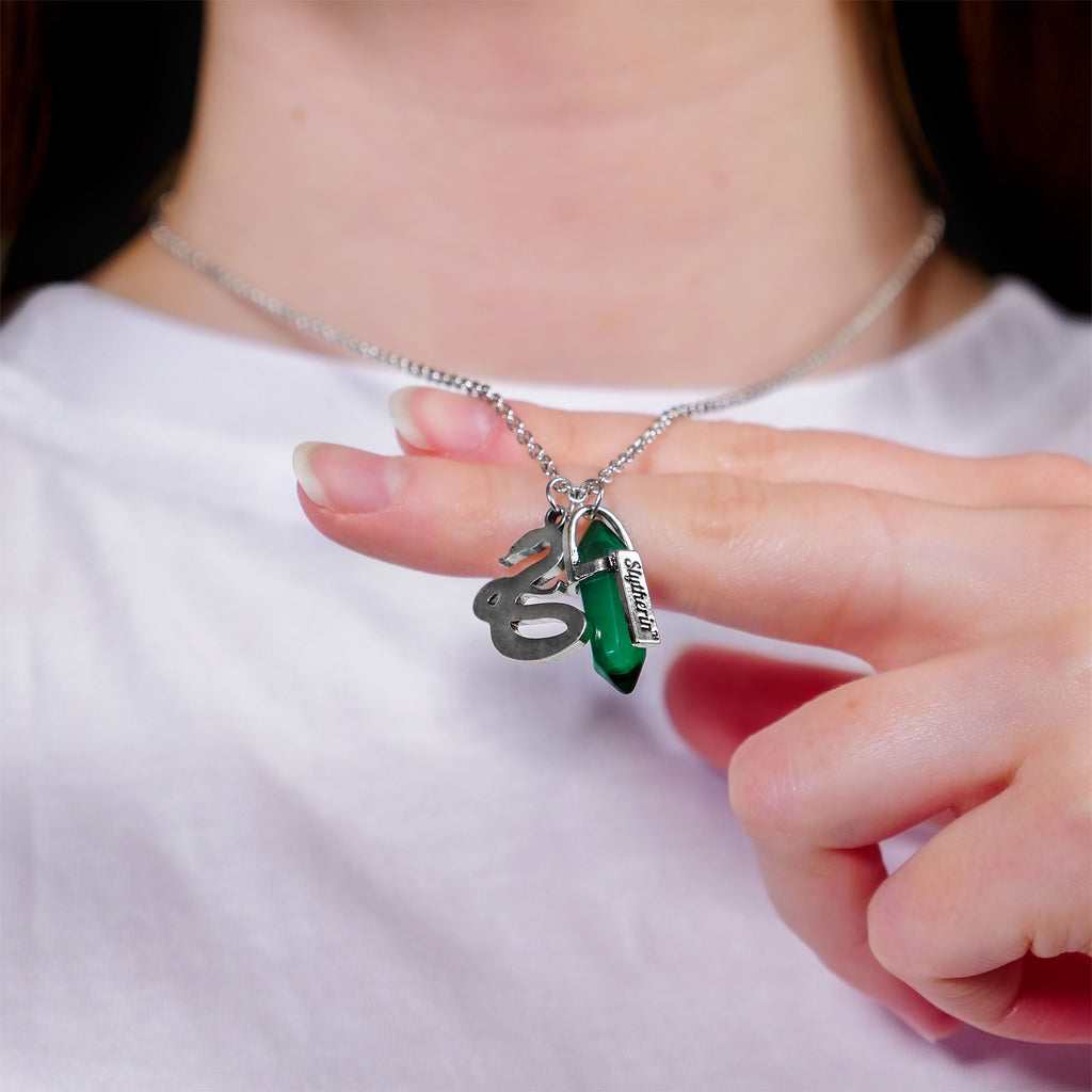 Image produit Harry Potter - Collier Blason Serpentard