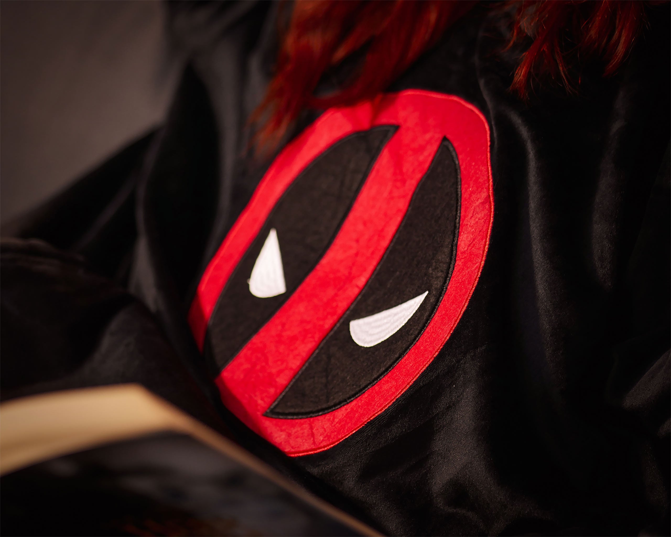 Image produit Deadpool - Logo Oversize Pull Doudou noir