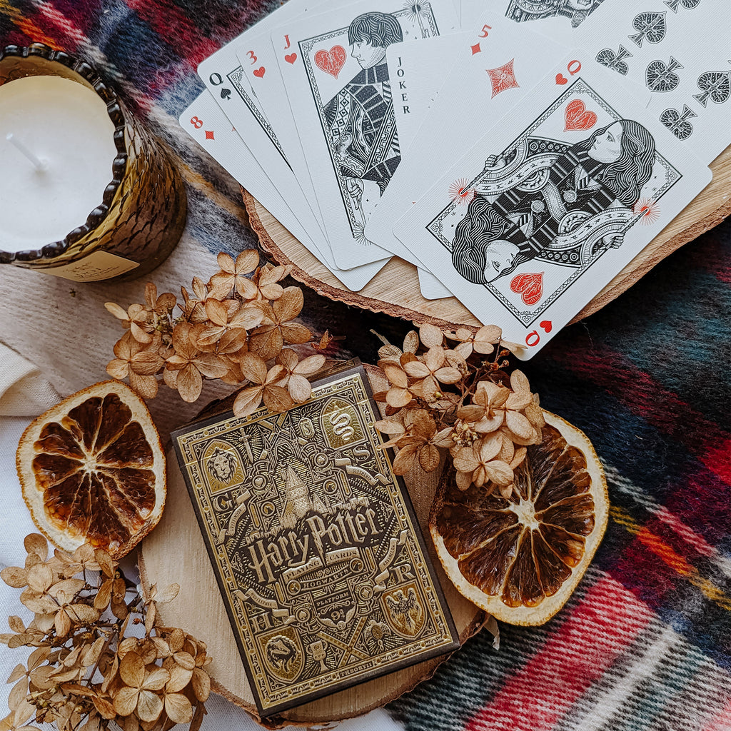 Image produit Harry Potter - Jeu de cartes Hufflepuff Deluxe Edition