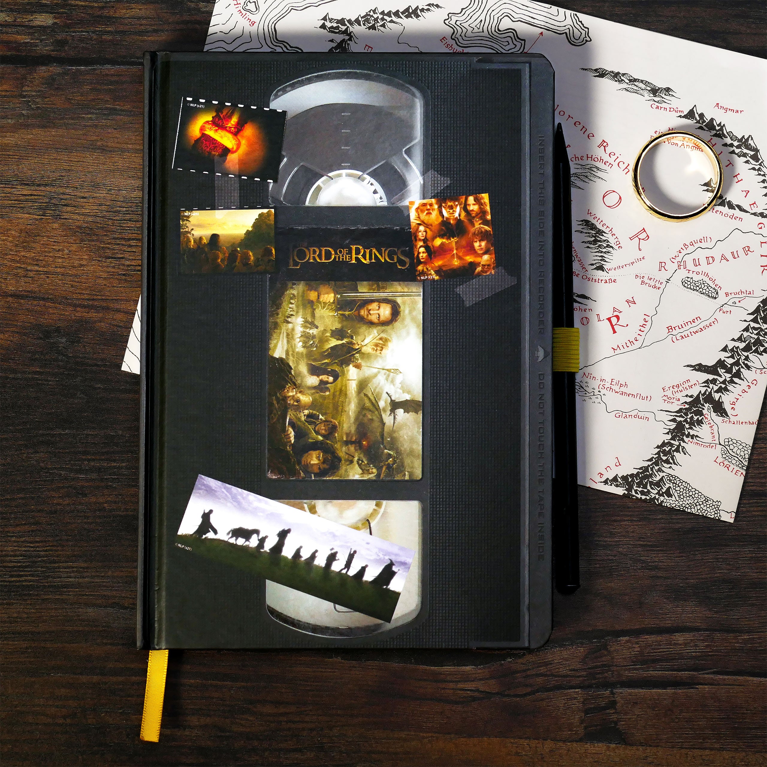 Image produit Le Seigneur des Anneaux - Trilogie VHS Carnet Premium A5