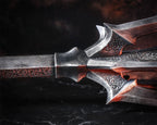 Image produit Le Seigneur des Anneaux – Réplique de la masse de Sauron avec bannière de guerre (édition Œil Rouge)