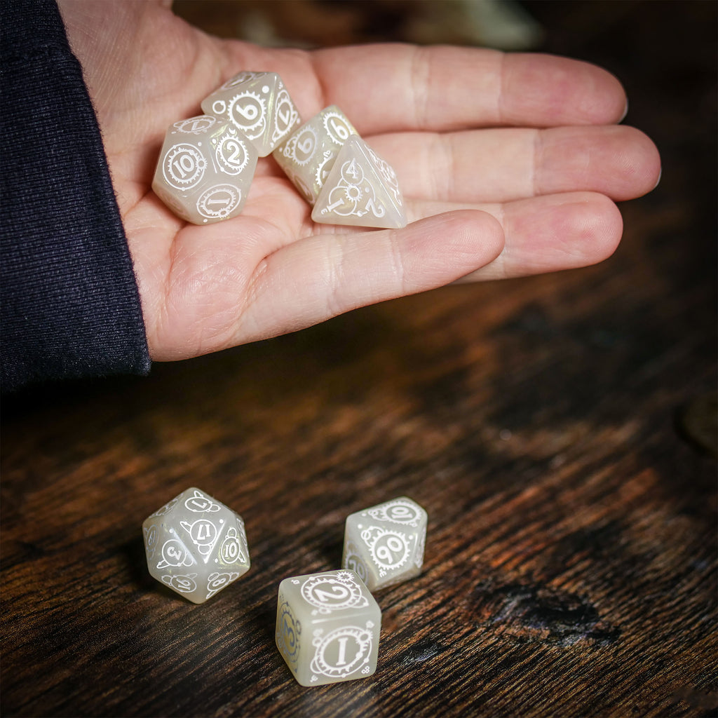 Image produit Witcher - Ciri Dame de l'Espace & du Temps RPG Set de dés 7pcs avec pièce de collection