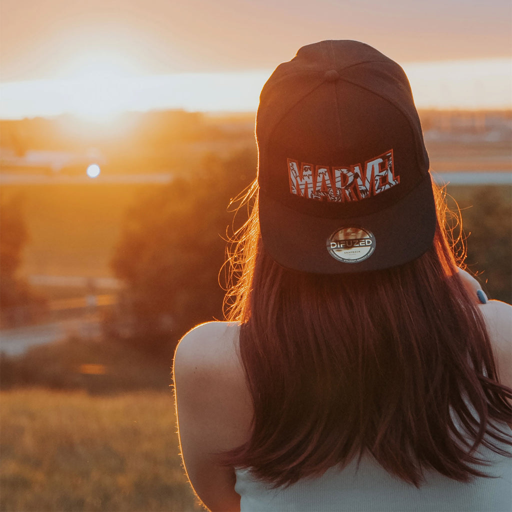 Product image Marvel - Comic Logo Snapback Cap Black