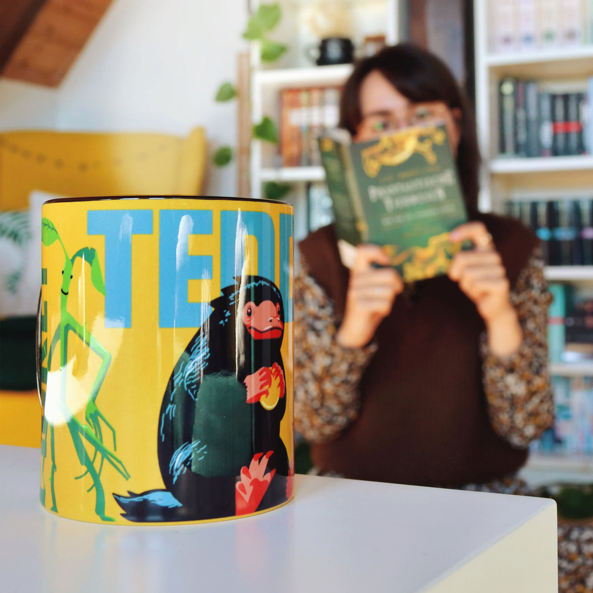Image produit Tasse Teddy, Pickett & Qilin - Les Animaux Fantastiques Les Secrets de Dumbledore