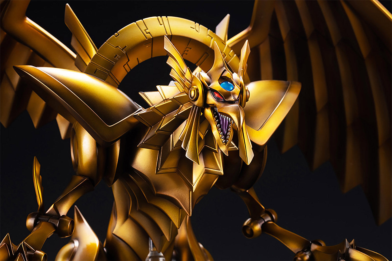 Image produit Yu-Gi-Oh! - Statue du Dieu Égyptien Dragon Ailé de Râ