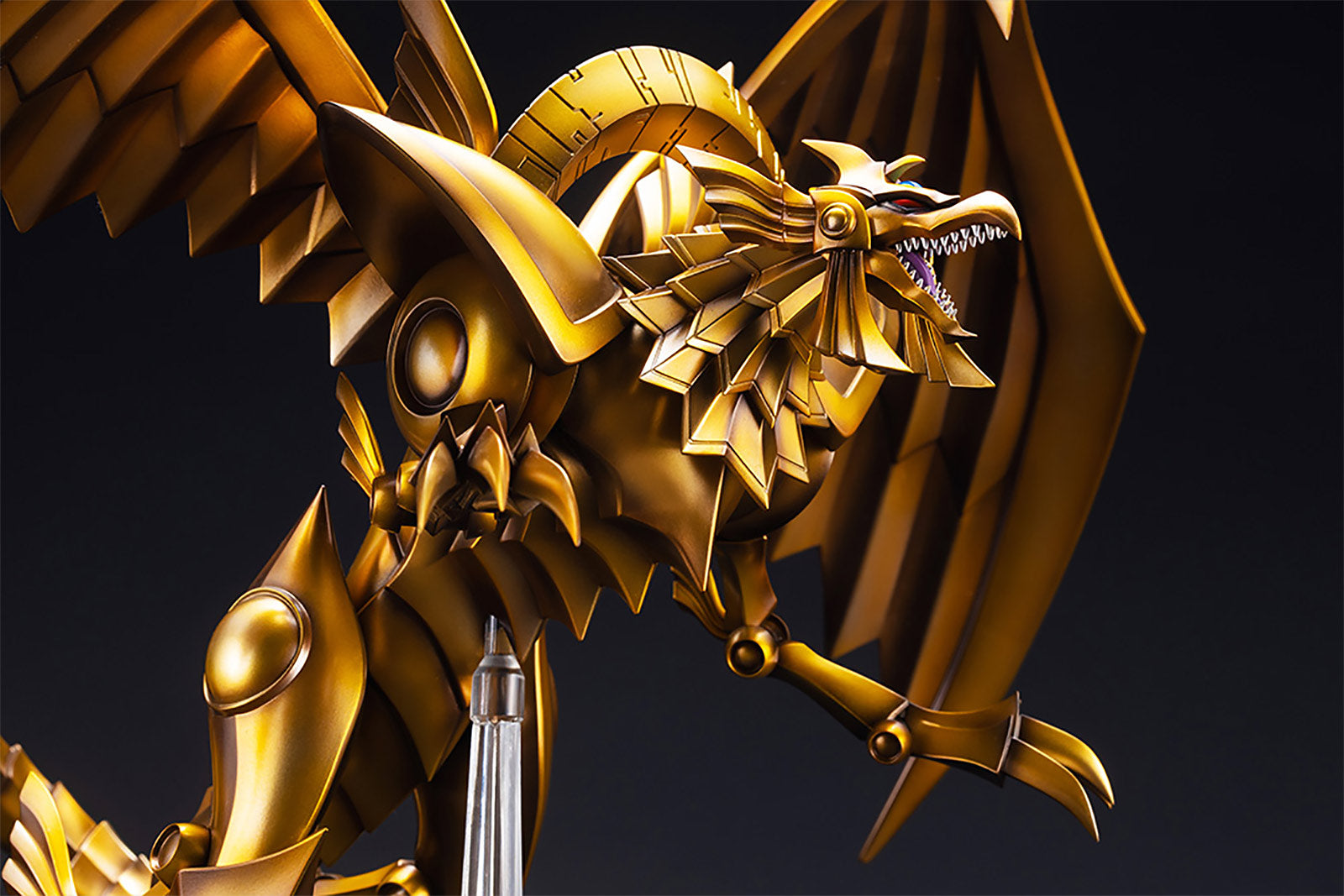 Image produit Yu-Gi-Oh! - Statue du Dieu Égyptien Dragon Ailé de Râ