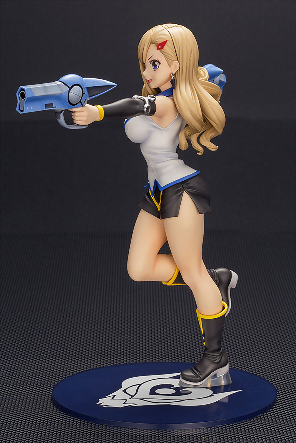 Product image Edens Zero - Rebecca Bluegarden ARTFX J Statue Bonus Edition