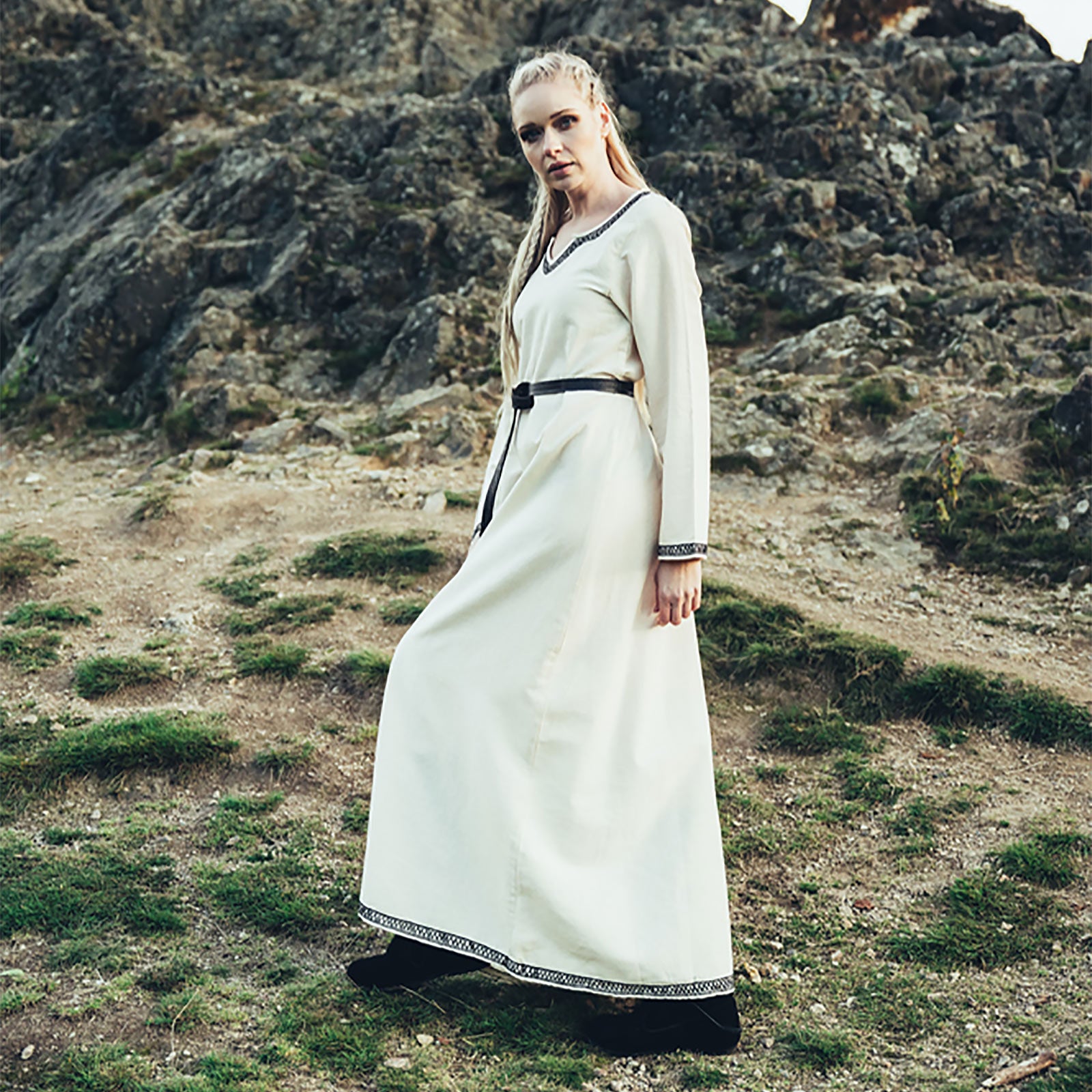 Image produit Robe médiévale Brigida beige