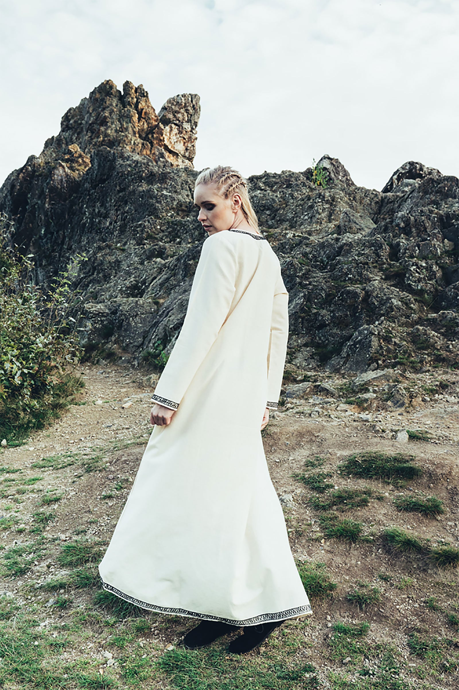 Image produit Robe médiévale Brigida beige