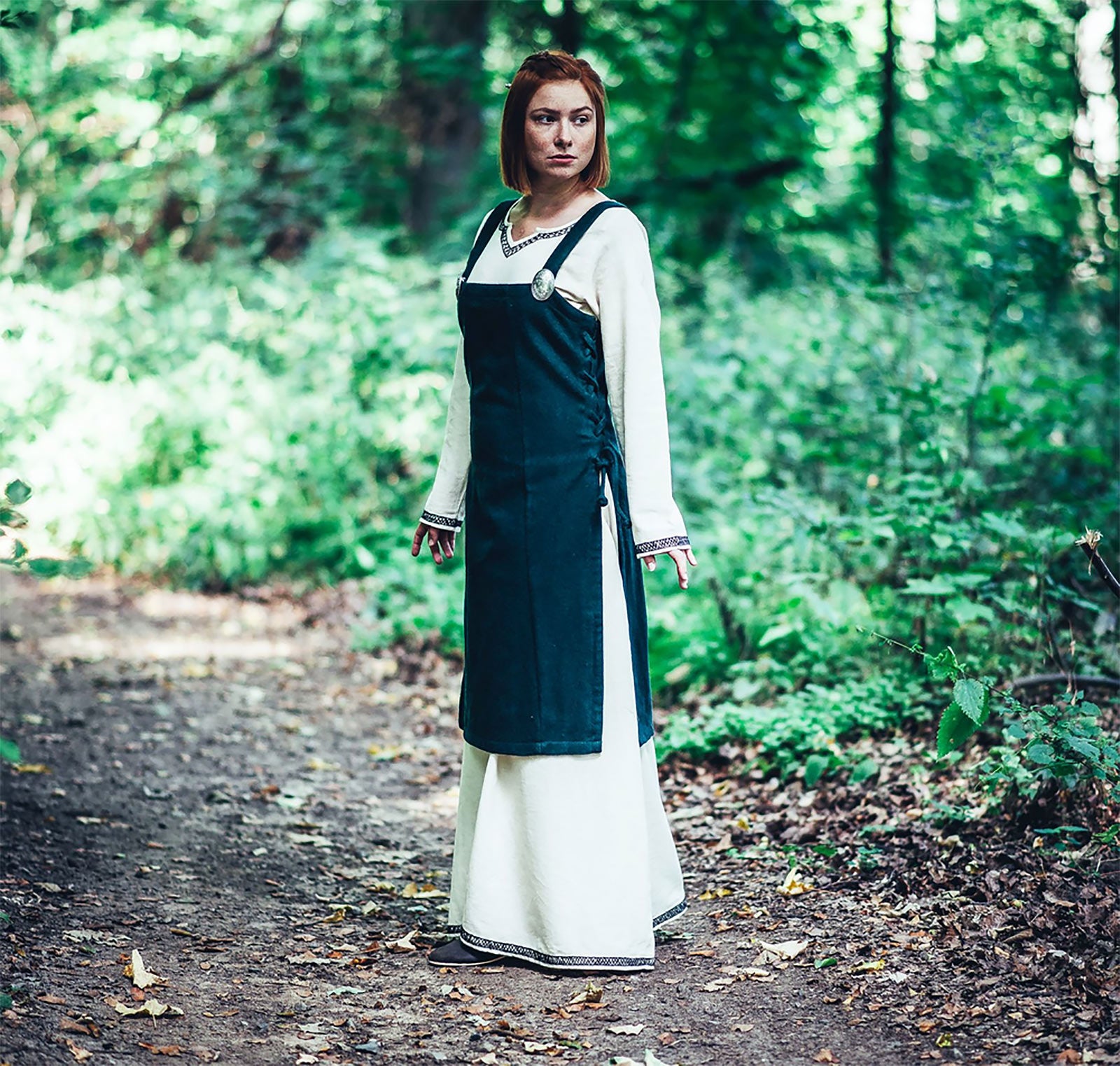 Image produit Sur-robe médiévale Aila verte