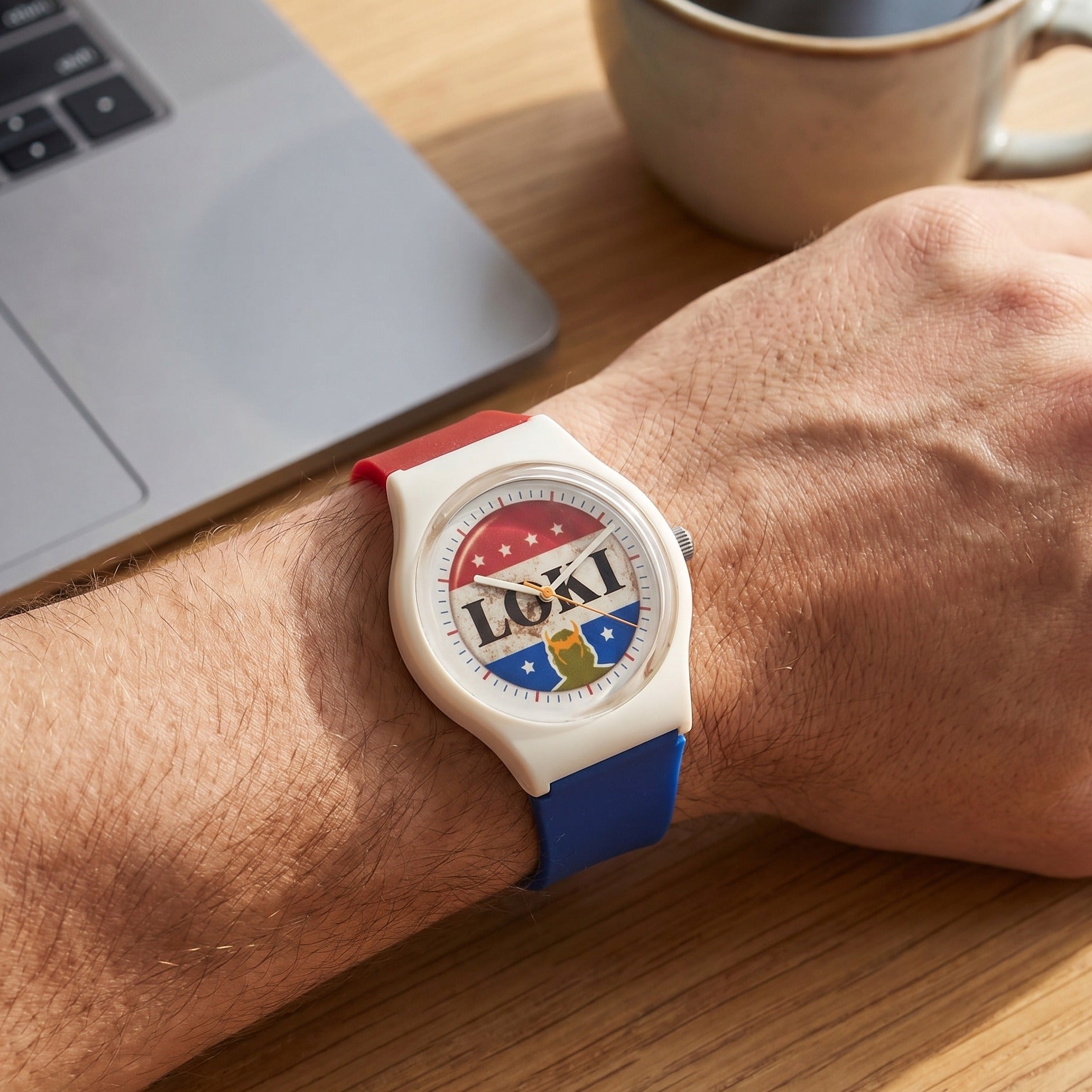 Image produit Montre-bracelet Loki For President