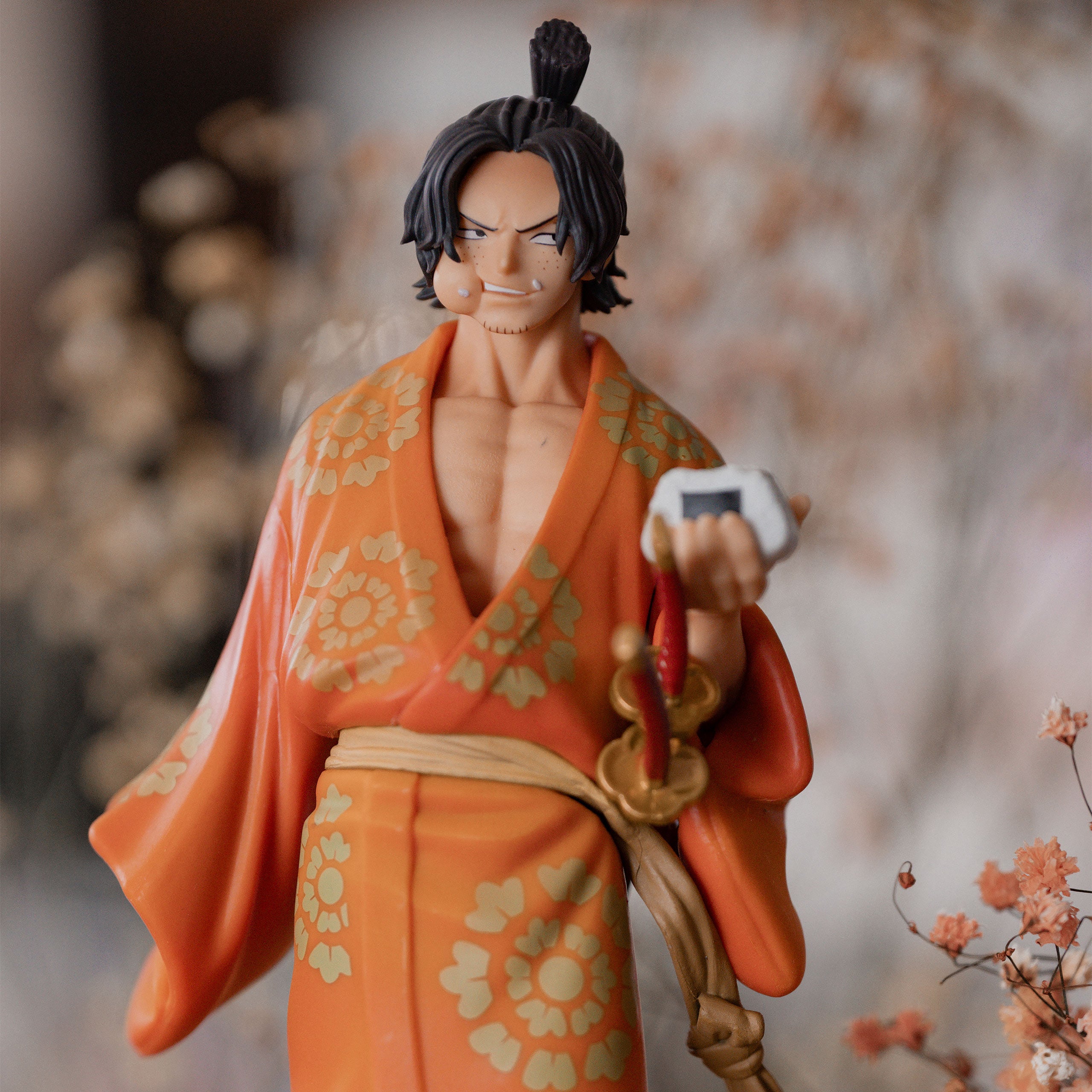 Image produit One Piece - Figurine Spéciale Magazine Portgas D. Ace