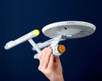 Image produit Star Trek - Réplique de l'Enterprise NCC-1701 avec lumière et son