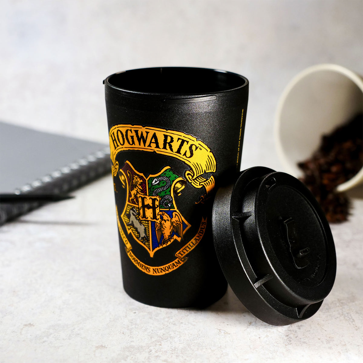 Image produit Tasse To Go de l'écusson de Poudlard - Harry Potter