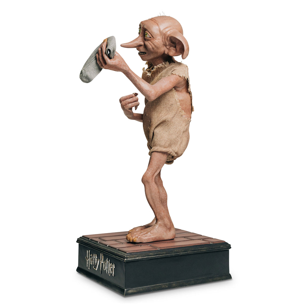 Image produit Dobby avec chaussette statue grandeur nature version 3 - Harry Potter