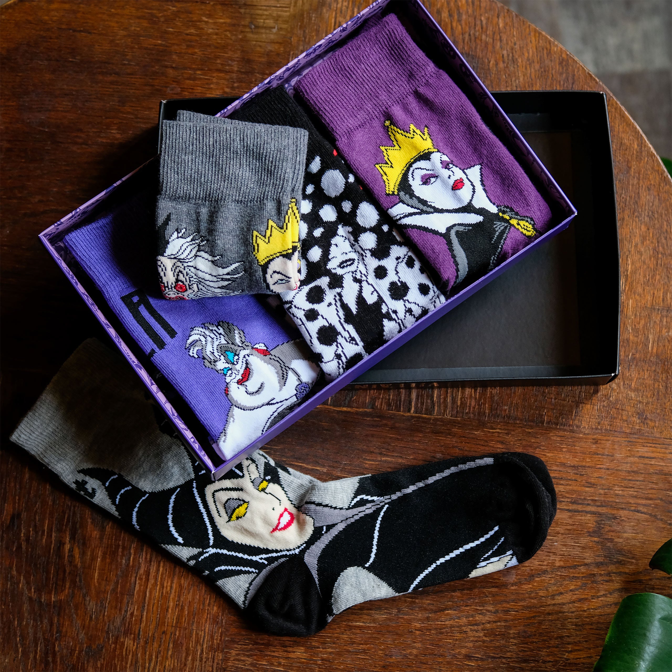 Image produit Ensemble de 5 paires de chaussettes Disney Villains