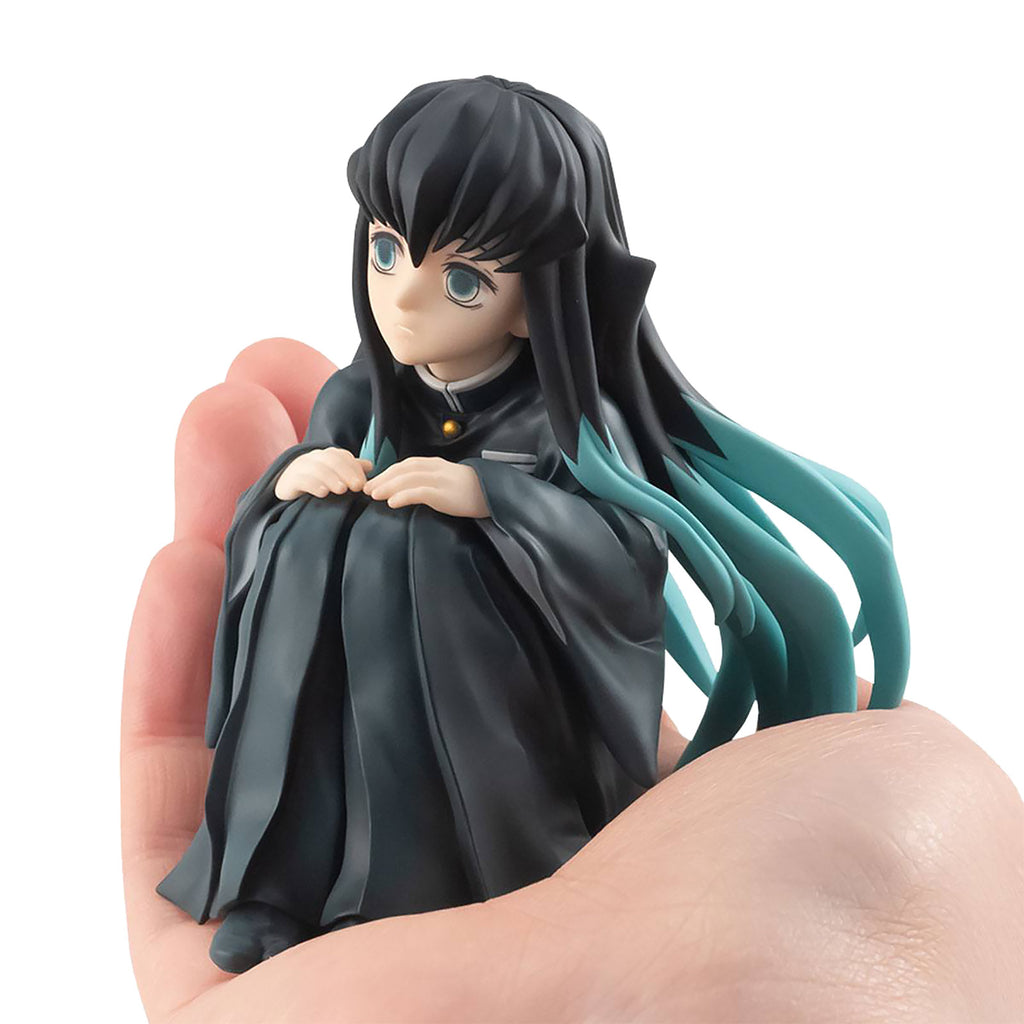 Image produit Demon Slayer - Statue de taille de paume de Muichiro Tokito