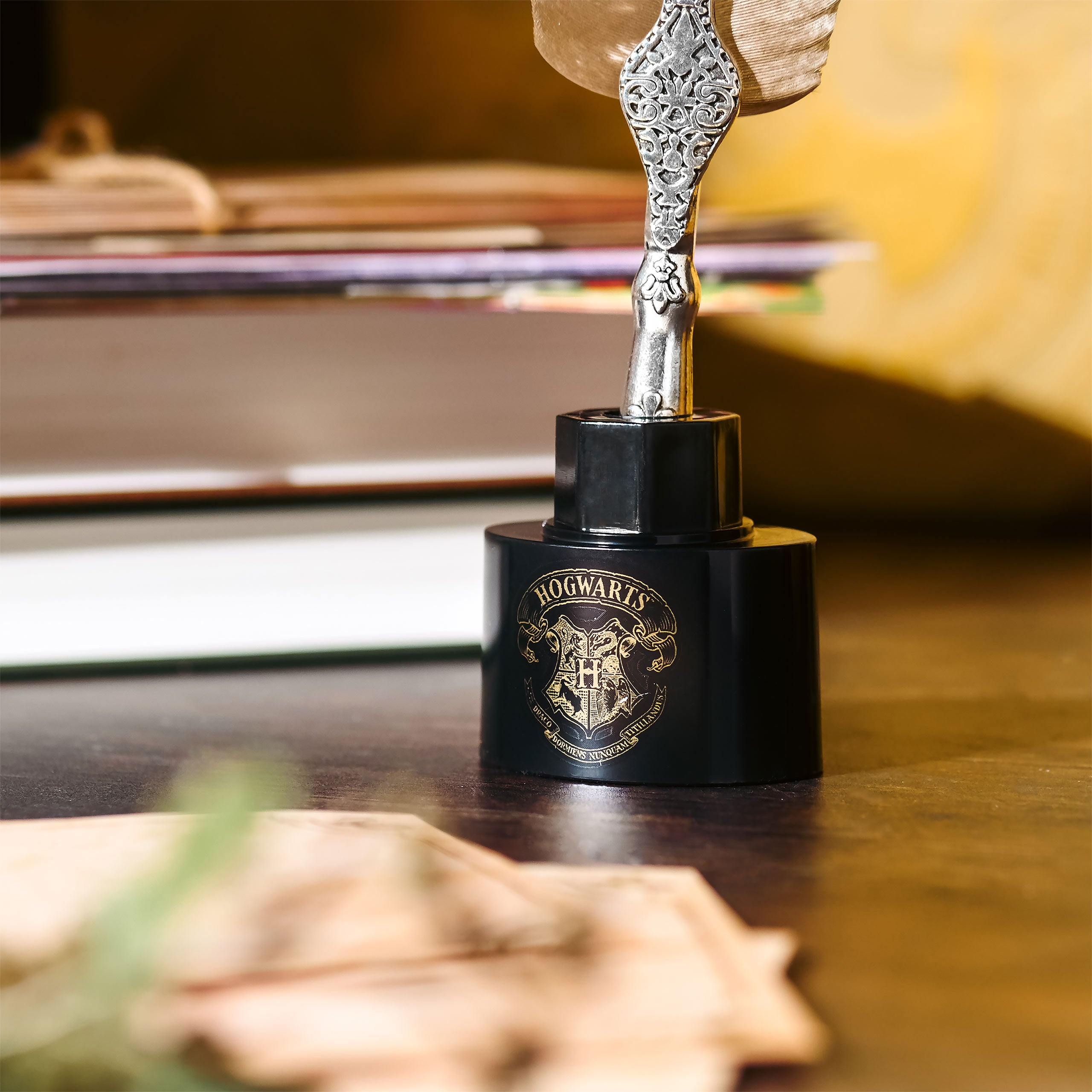 Image produit Harry Potter - Plume avec set de papier à lettres de Poudlard