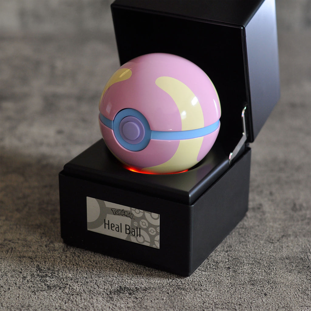 Image produit Pokemon - Réplique de la Ball de Soin avec Lumière
