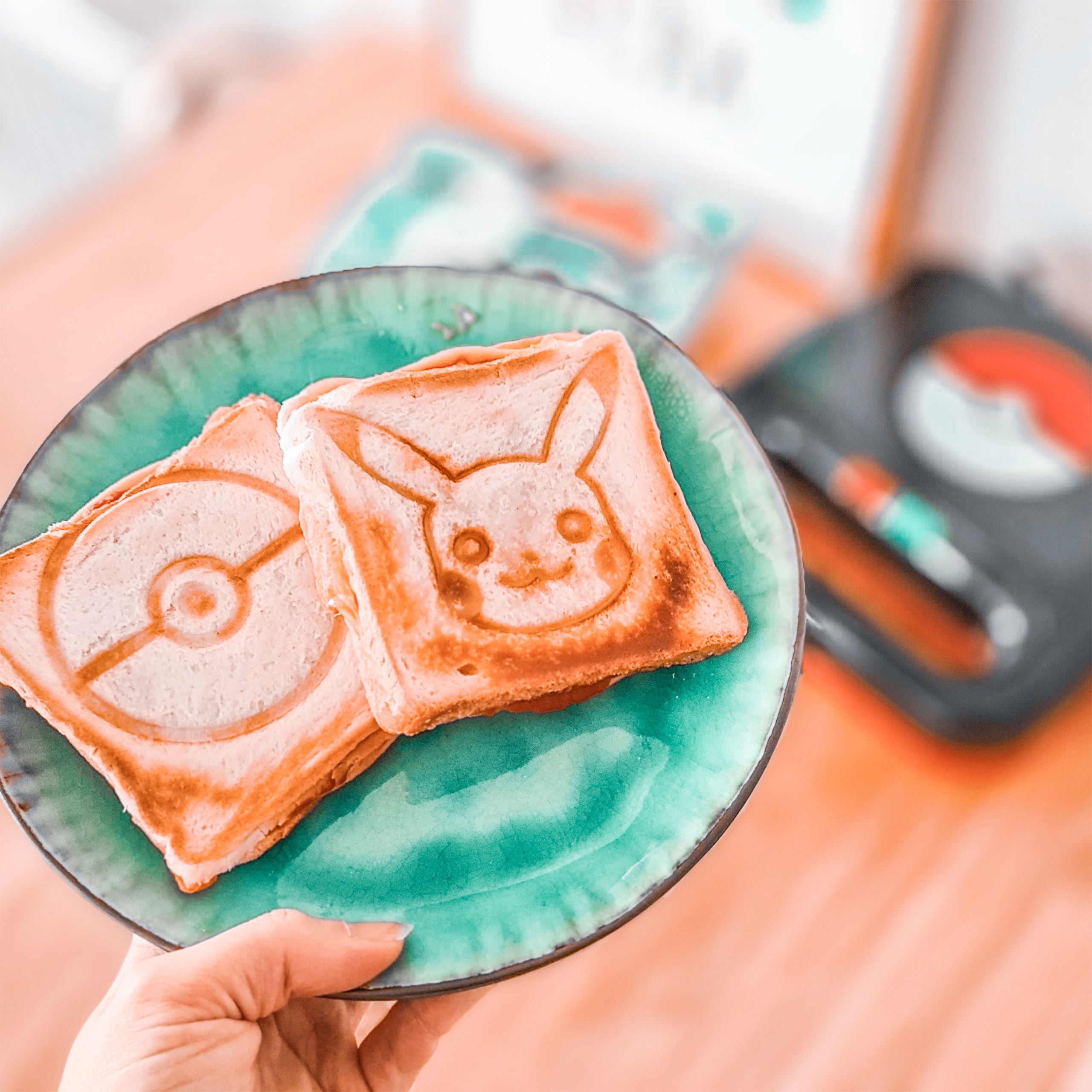 Image produit Pokemon - Sandwich Maker Pikachu et Pokeball