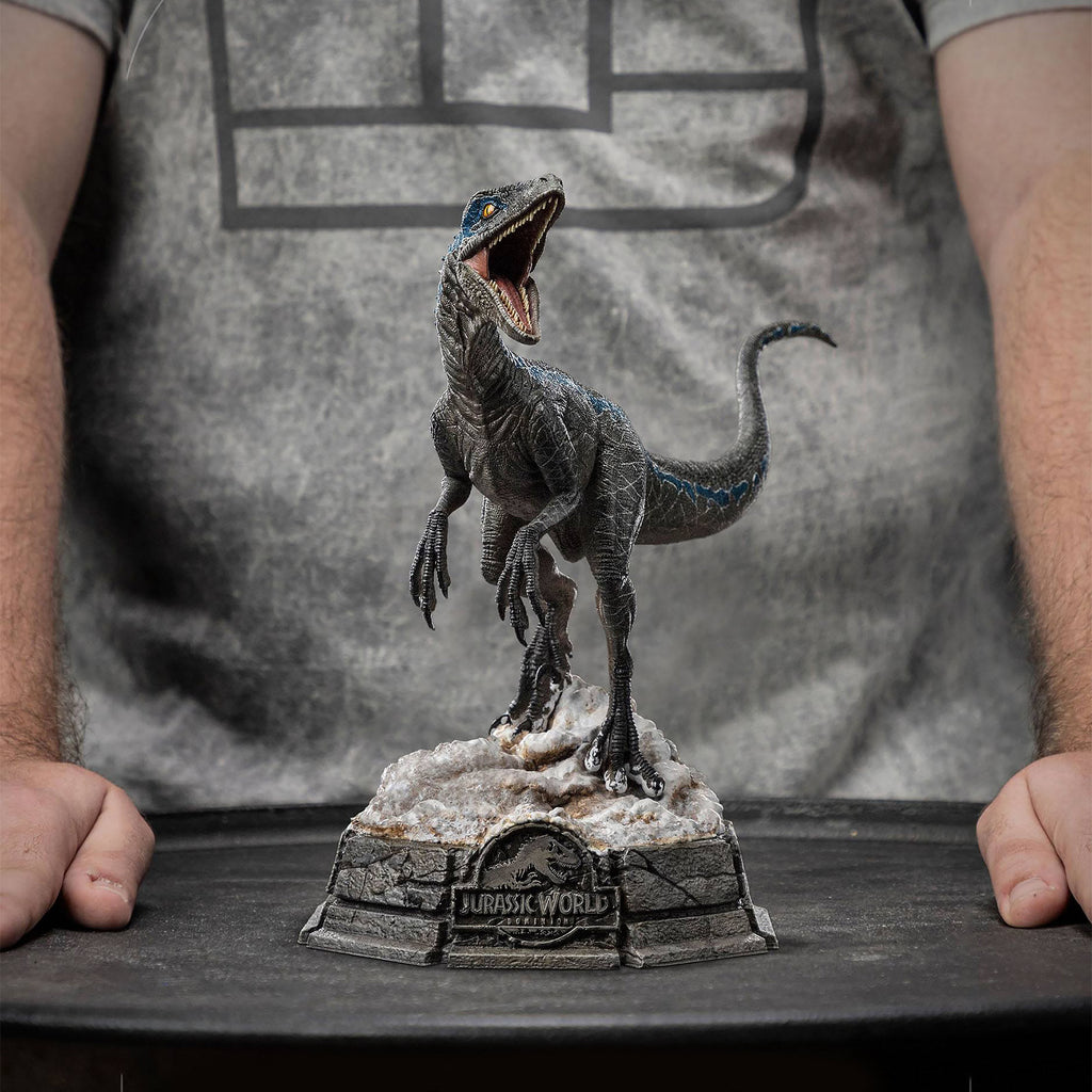 Image produit Jurassic World - Statue de luxe à l'échelle d'art Blue