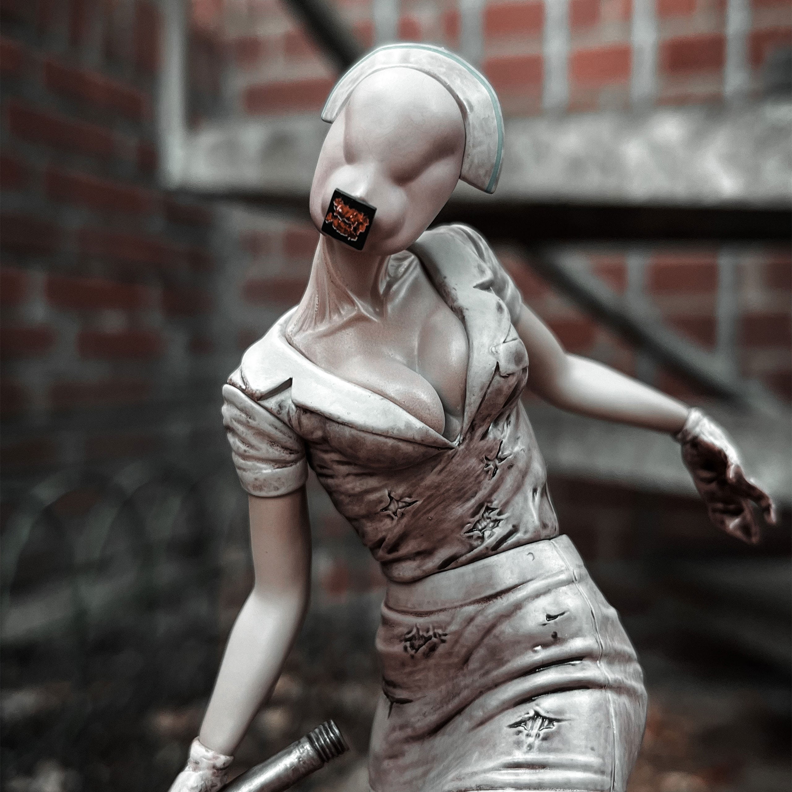 Image produit Silent Hill - Figurine Infirmière à tête bulle