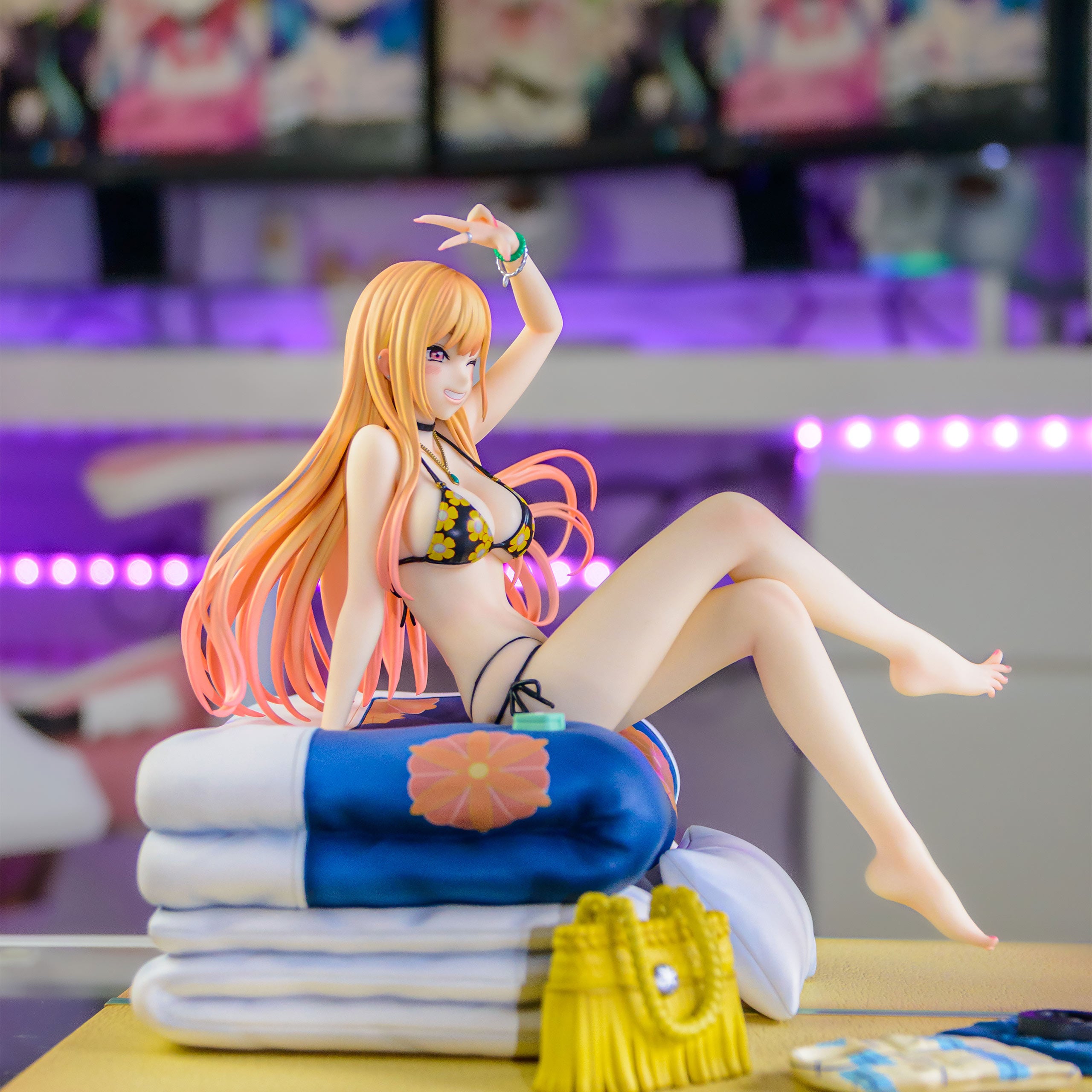 Image produit Plus qu'une poupée - Figurine Marin Kitagawa Version Maillot de Bain