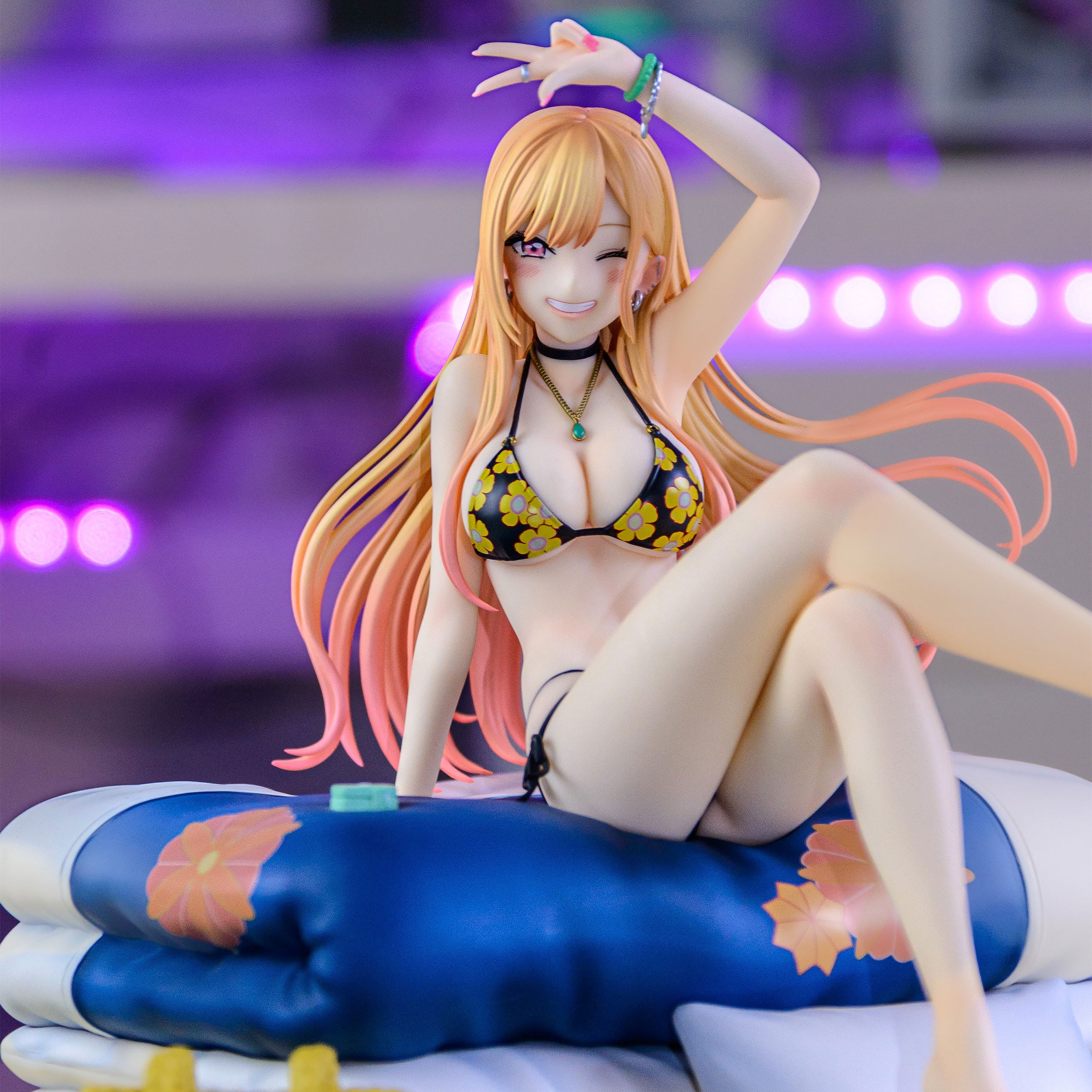 Image produit Plus qu'une poupée - Figurine Marin Kitagawa Version Maillot de Bain
