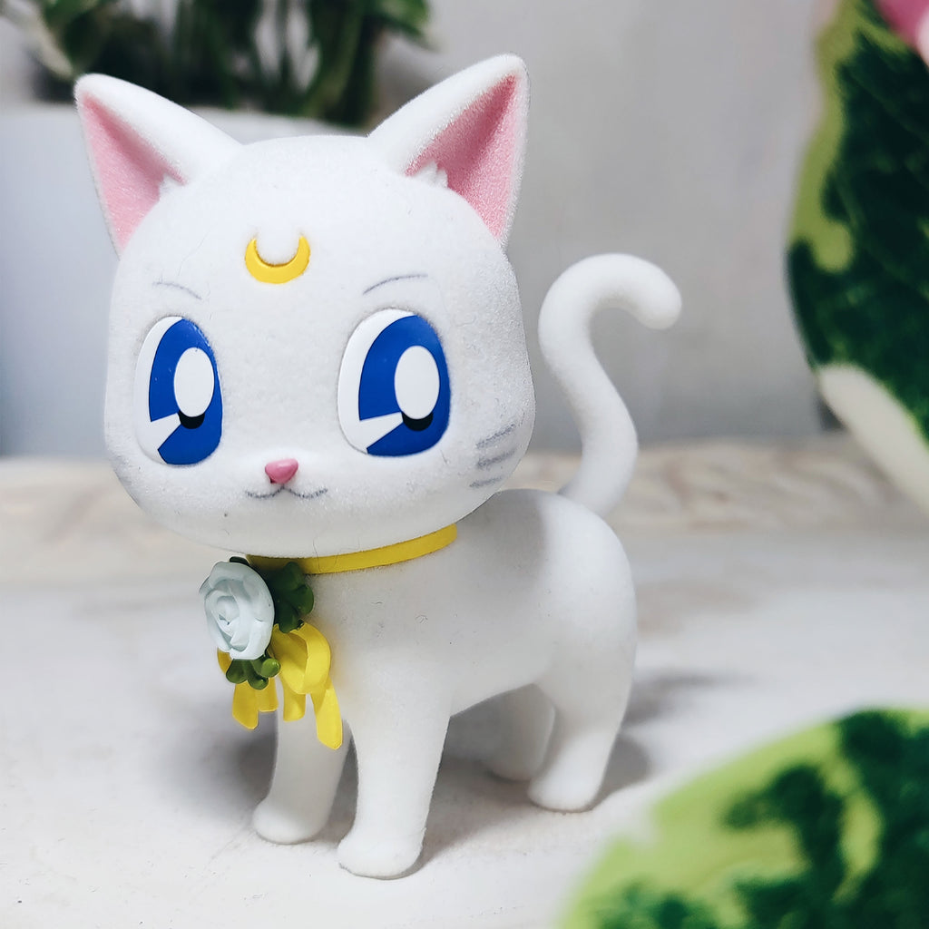 Image produit Pretty Guardian Sailor Moon Fluffy Puffy - Figurine Artemis Version B