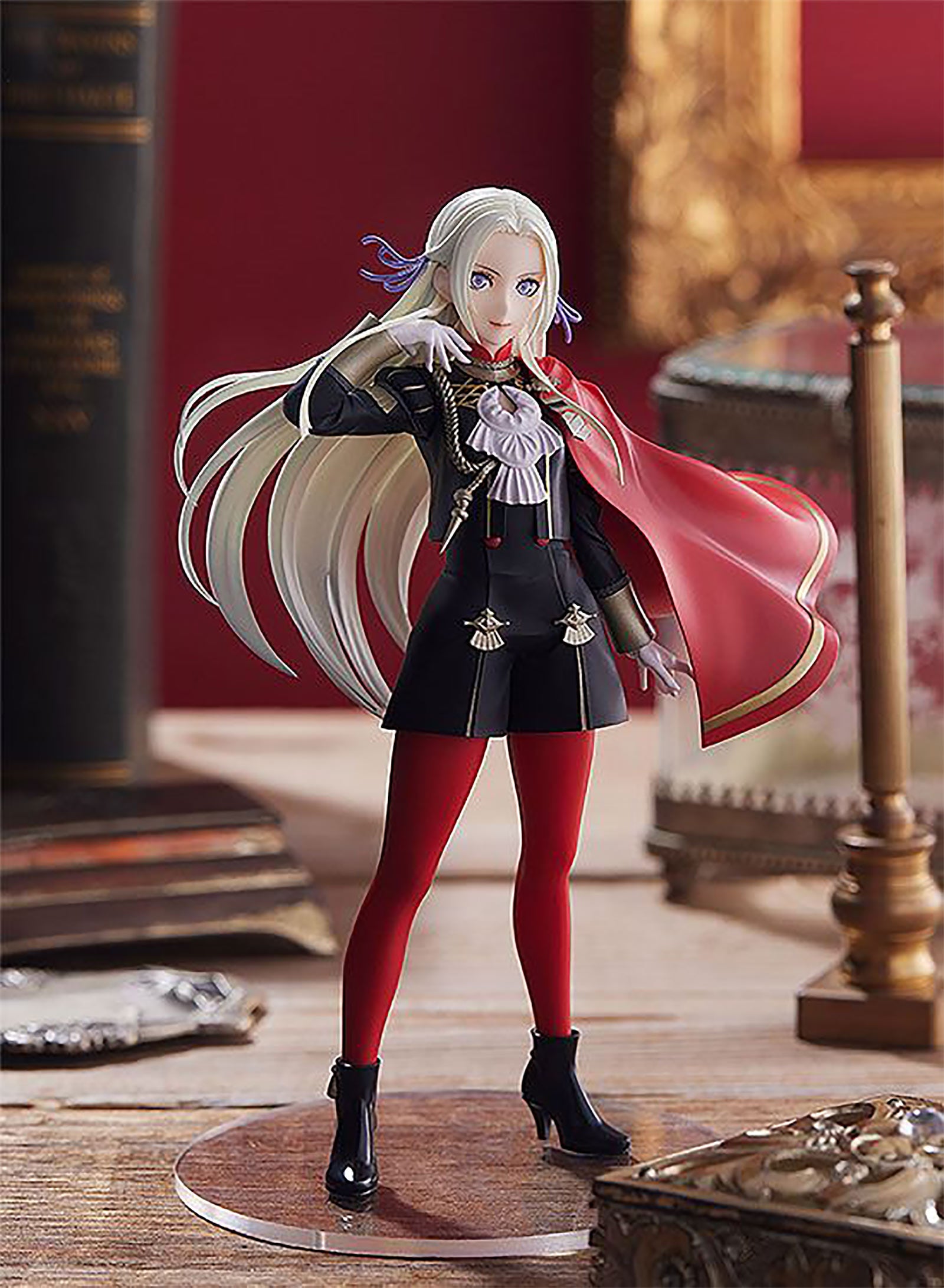 Image produit Fire Emblem - Three Houses - Figurine d'Edelgard von Hresvelg