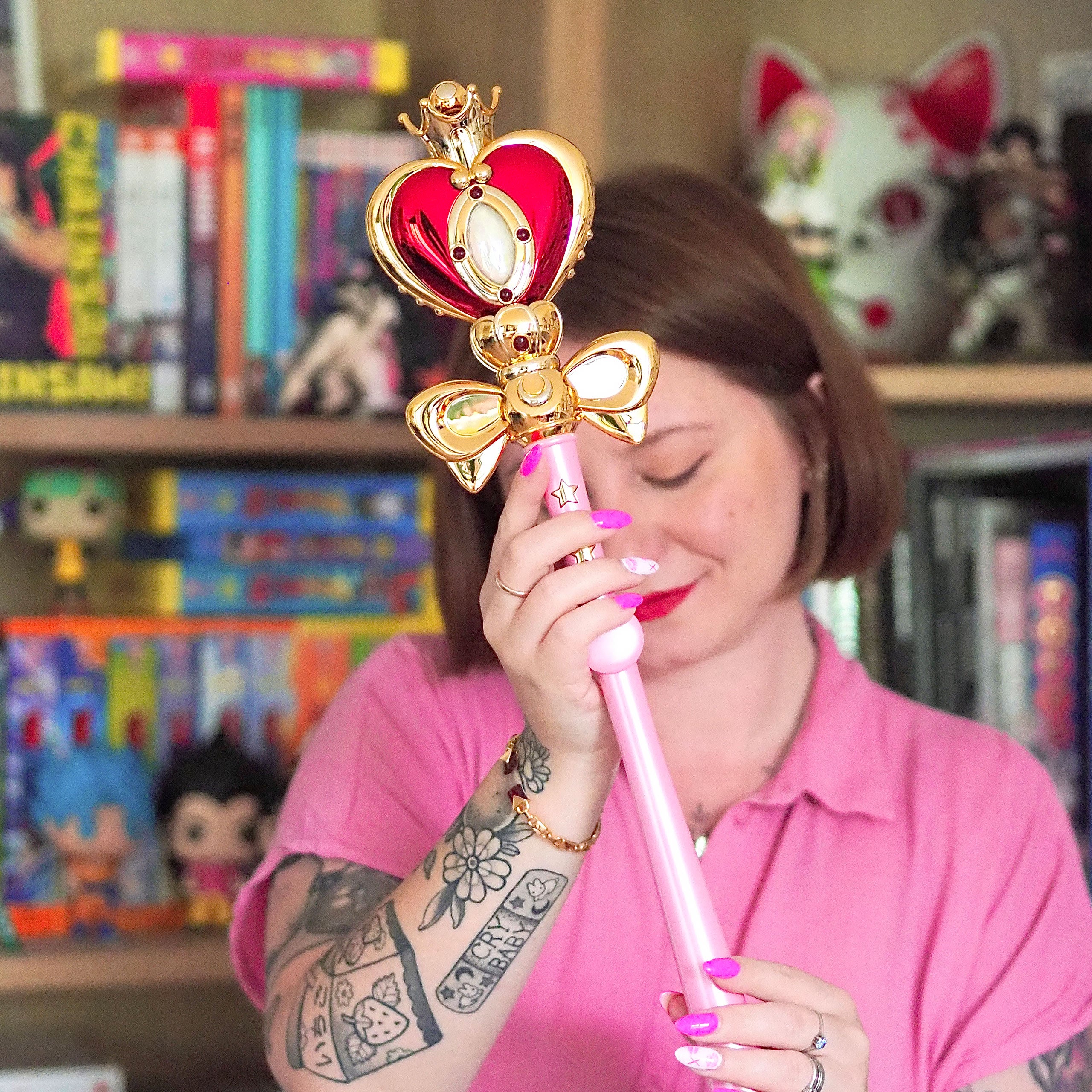 Image produit Sailor Moon - Réplique du Sceptre Cosmique des Cœurs de Lune
