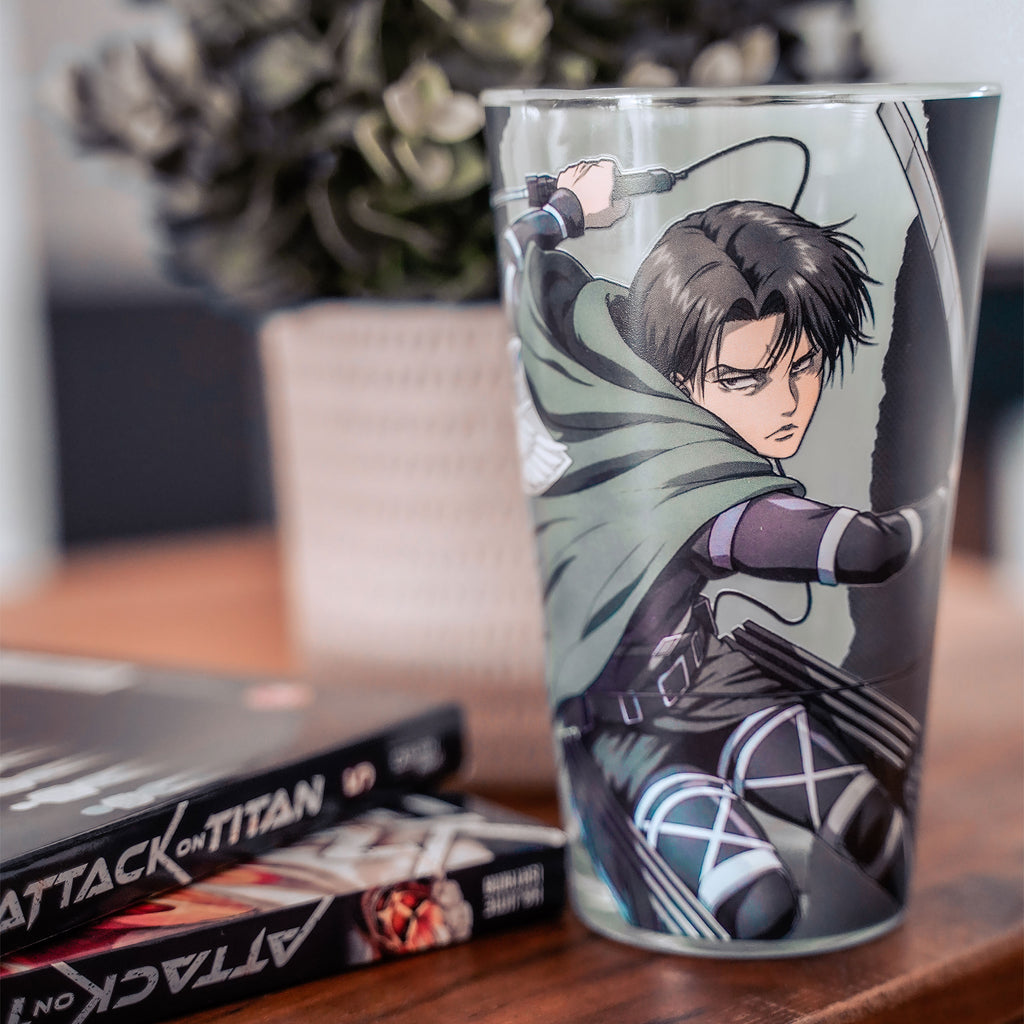 Image produit Attack on Titan - Verre Levi