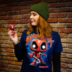 Image produit T-shirt de Noël Deadpool avec figurine Funko Pop