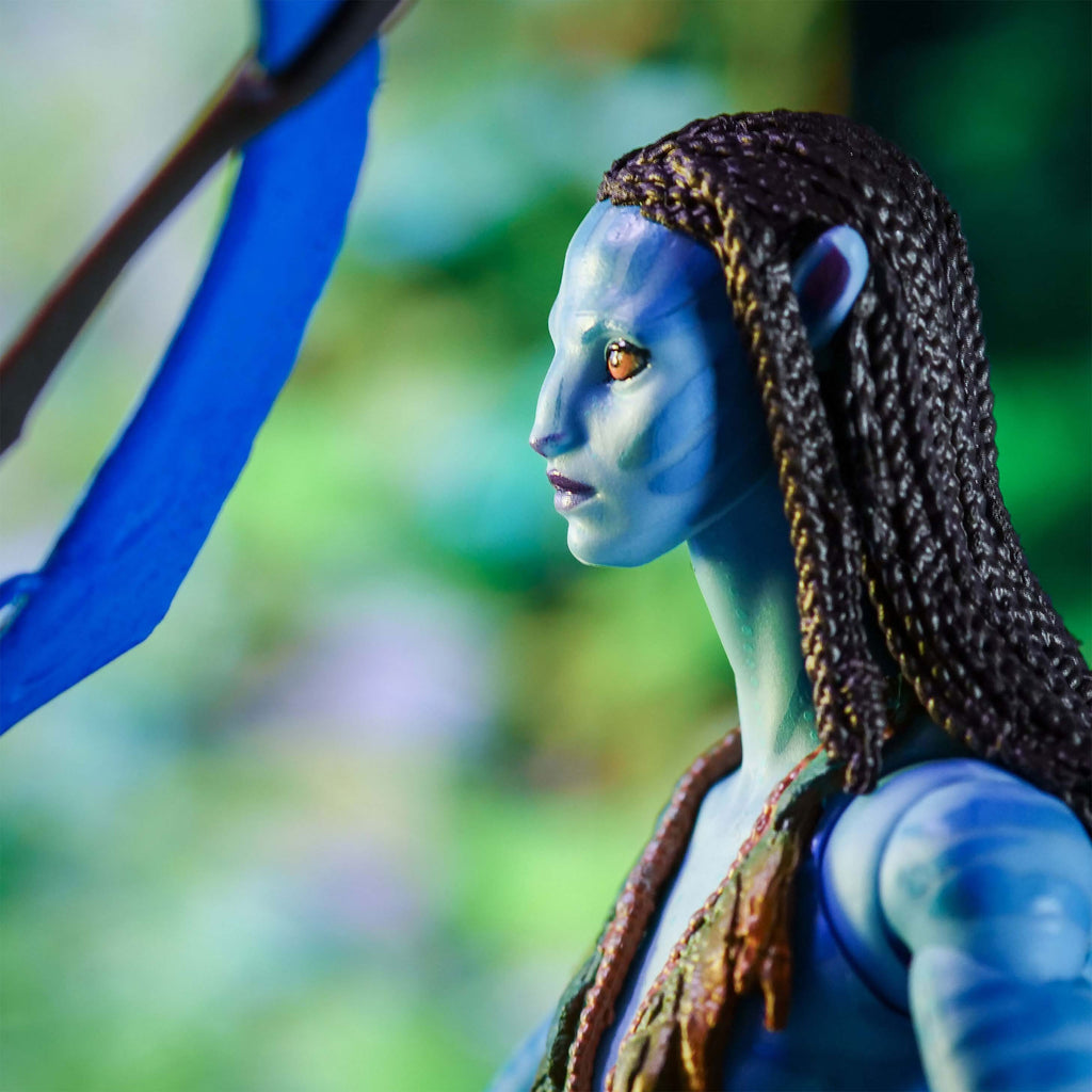 Image produit Avatar: The Way of Water - Neytiri Figurine Lumineuse dans le Noir
