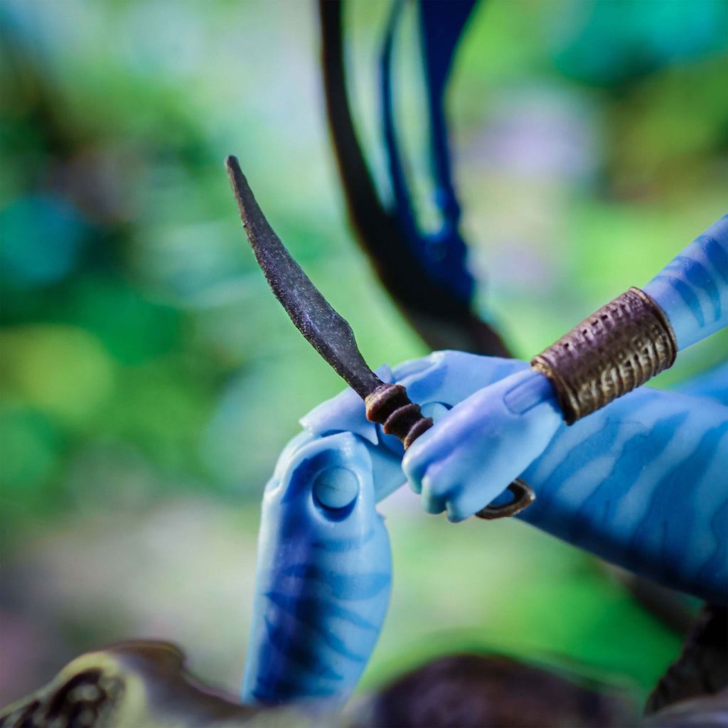 Image produit Avatar: The Way of Water - Neytiri Figurine Lumineuse dans le Noir